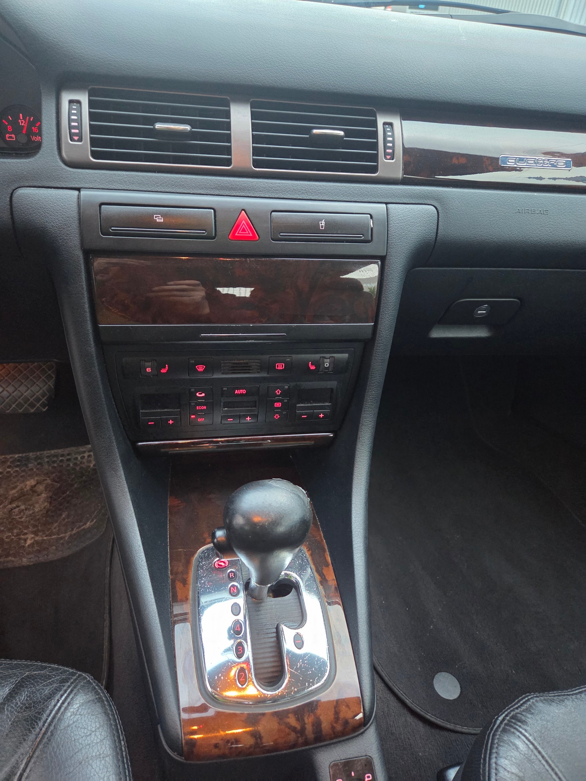 AUDI 2.8 E V6 30V quattro-image-5