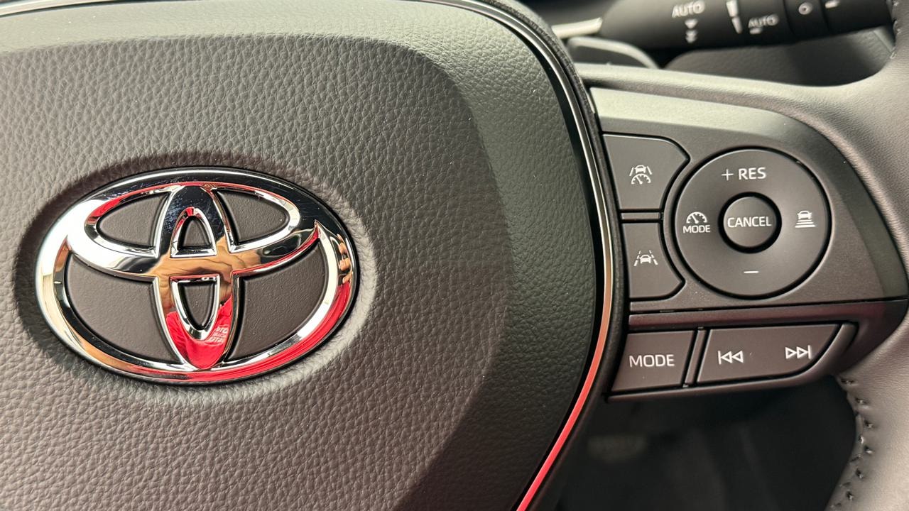 TOYOTA Corolla TS 2.0 HSD Sport e-CVT-image-9