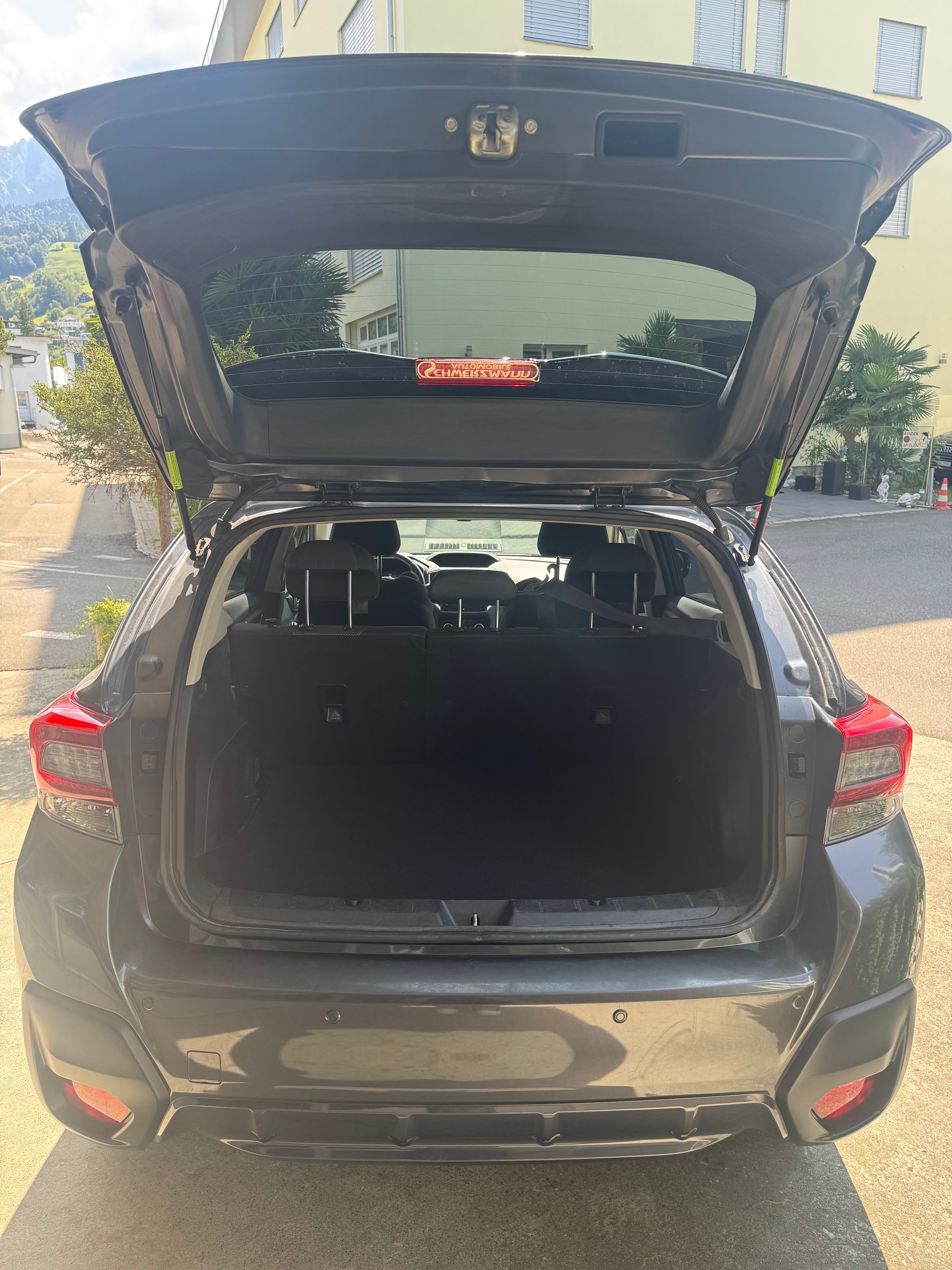 SUBARU XV 2.0 e-Boxer Swiss Plus AWD Lineartronic-image-4