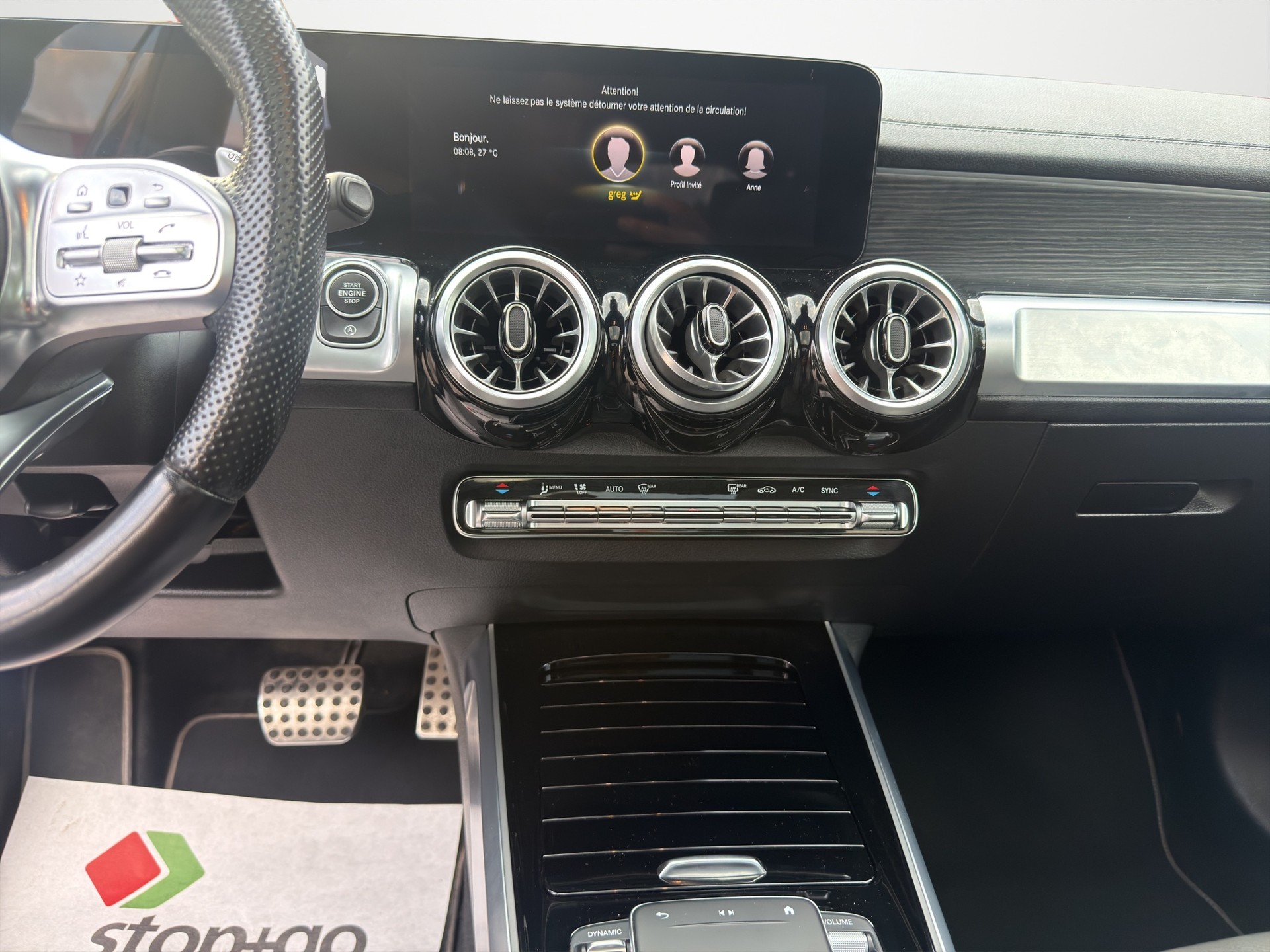 MERCEDES-BENZ GLB 35 AMG 4Matic 8G-Tronic-image-12