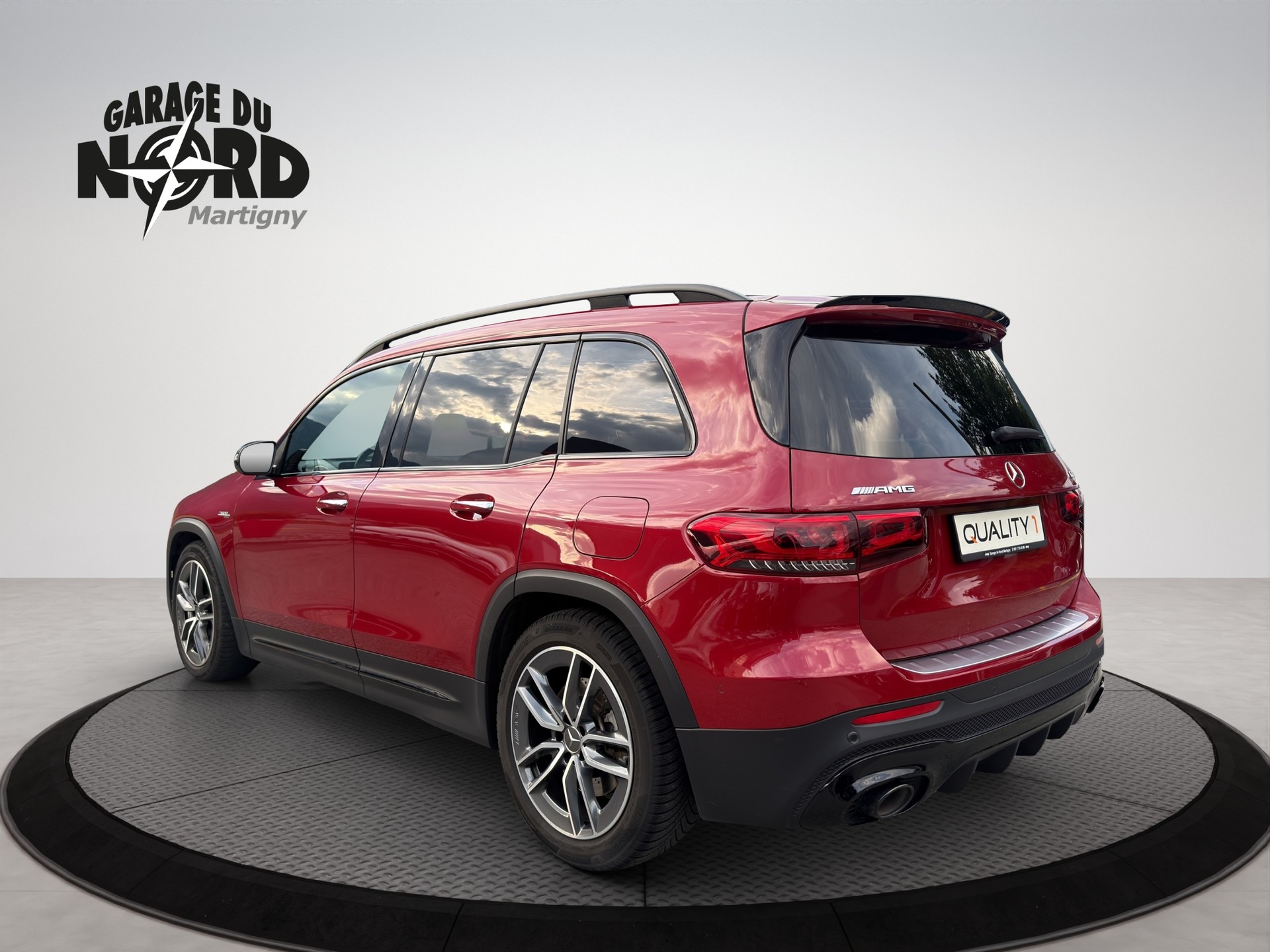 MERCEDES-BENZ GLB 35 AMG 4Matic 8G-Tronic-showroom-element-3