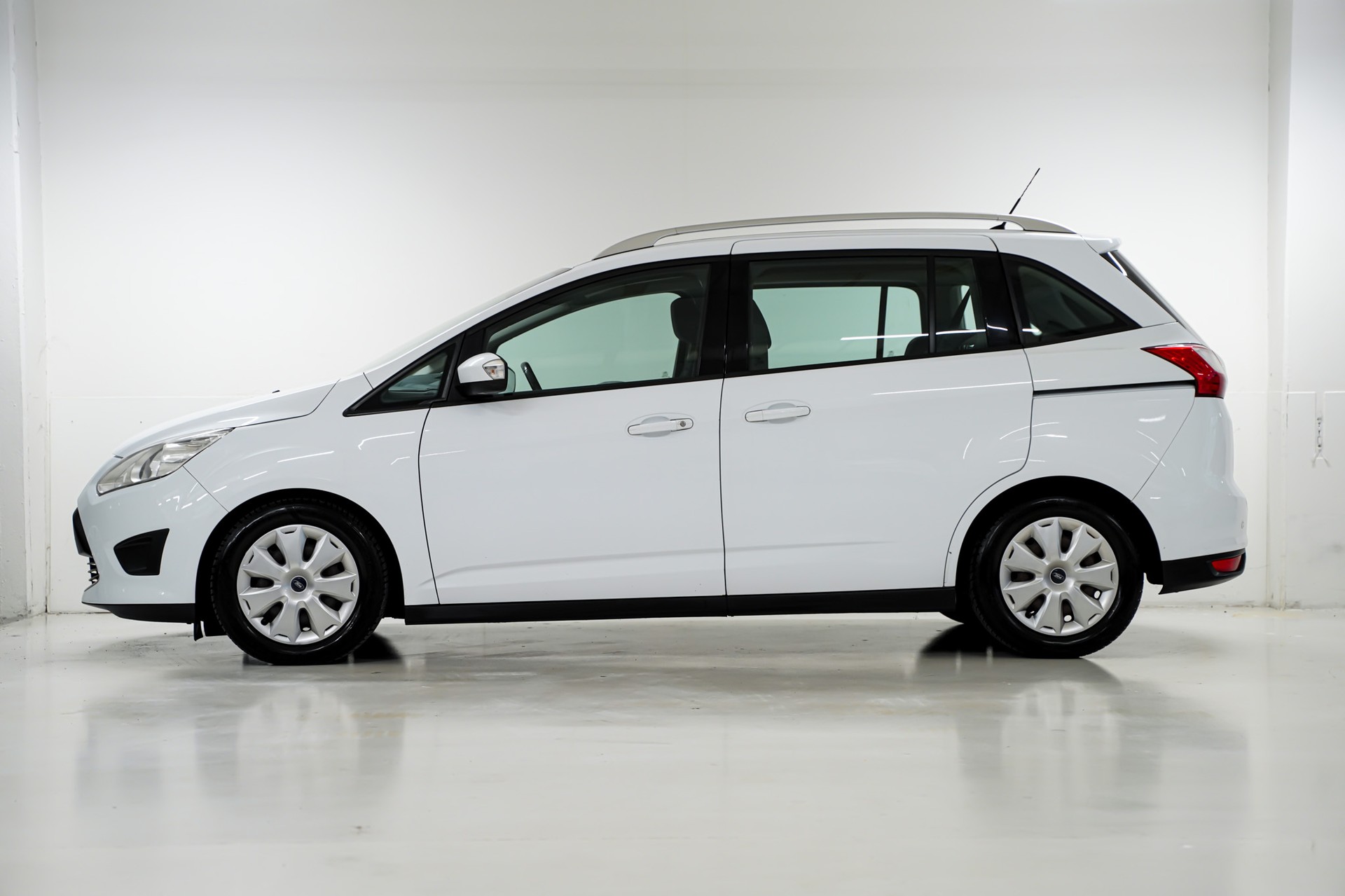 FORD Grand C-Max 1.6 TDCi Carving-image-3