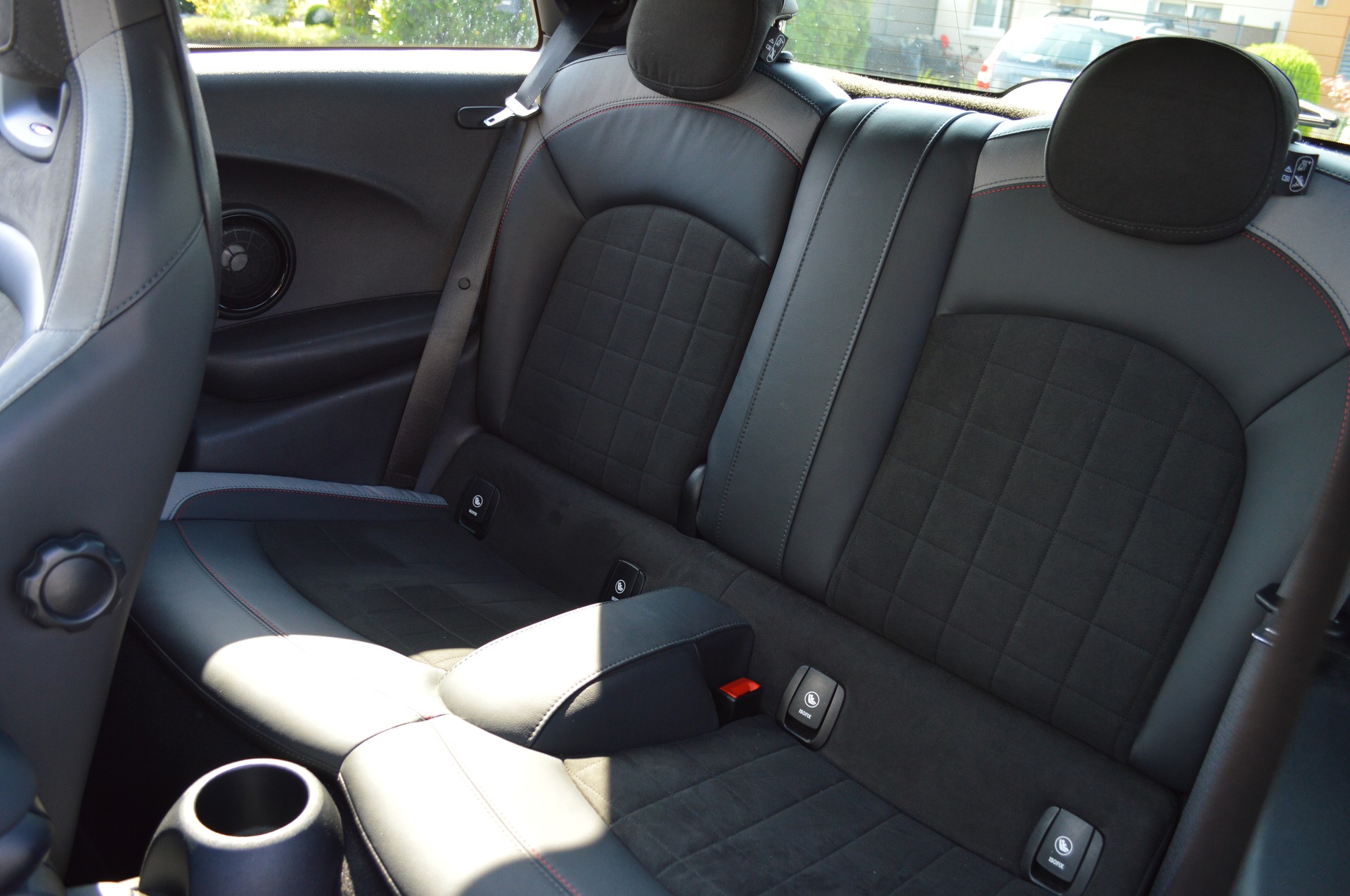 MINI Cooper John Cooper Works-image-17
