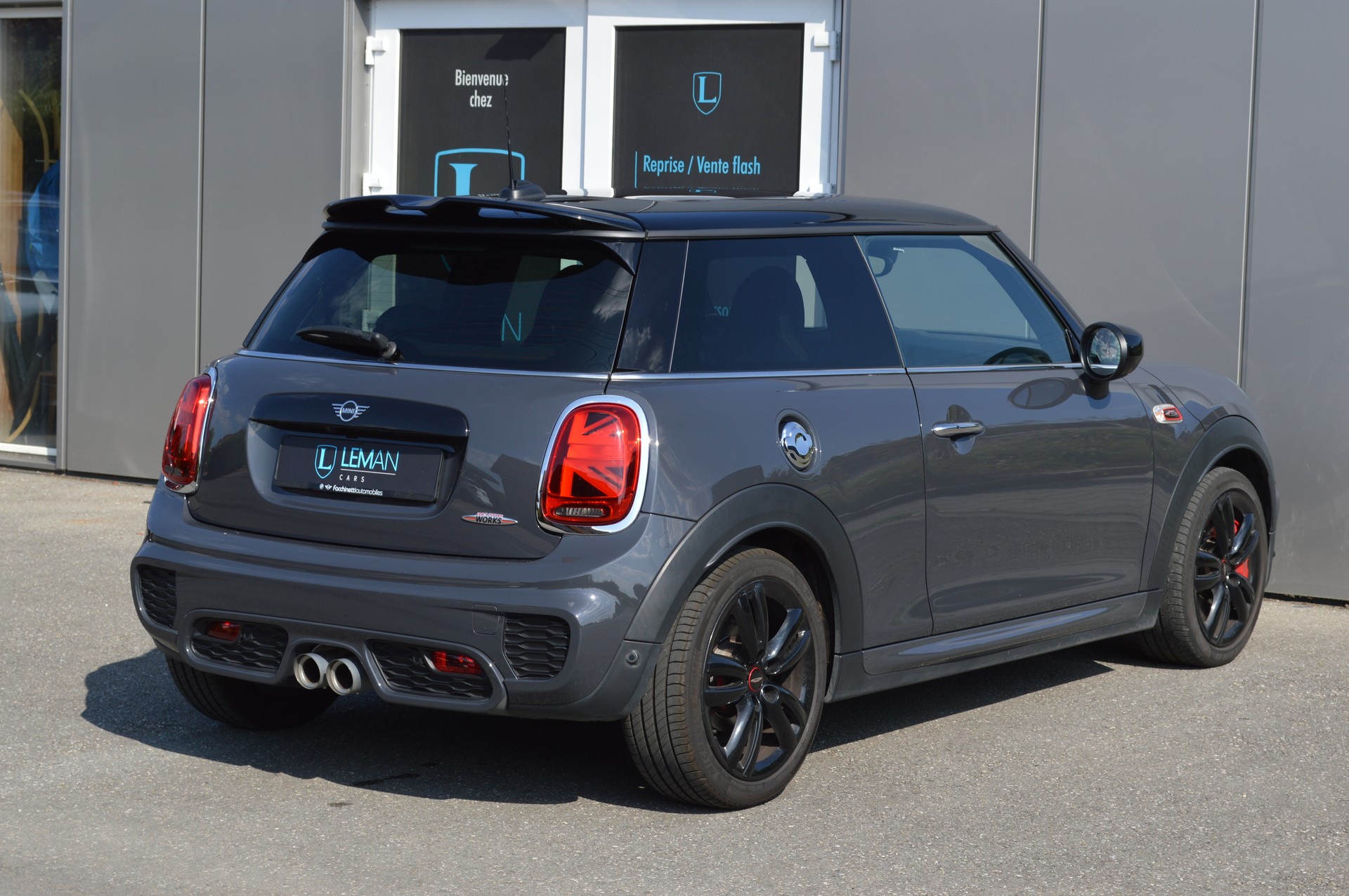 MINI Cooper John Cooper Works-image-4