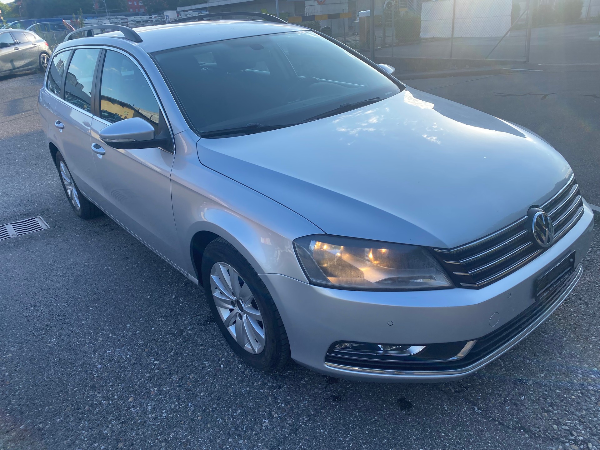 VW Passat Variant 1.4 TSI BMT Highline DSG-image-2