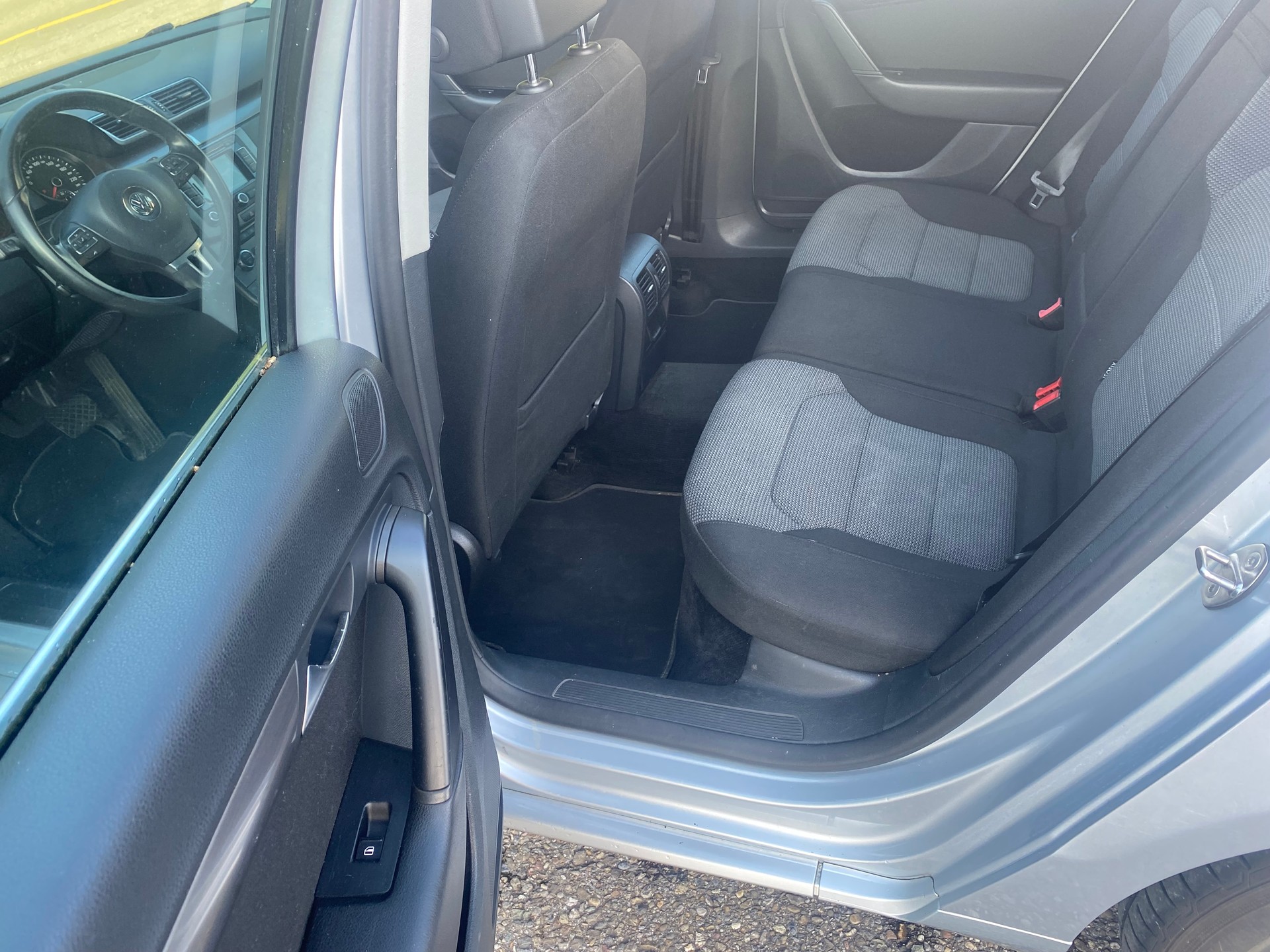 VW Passat Variant 1.4 TSI BMT Highline DSG-image-9