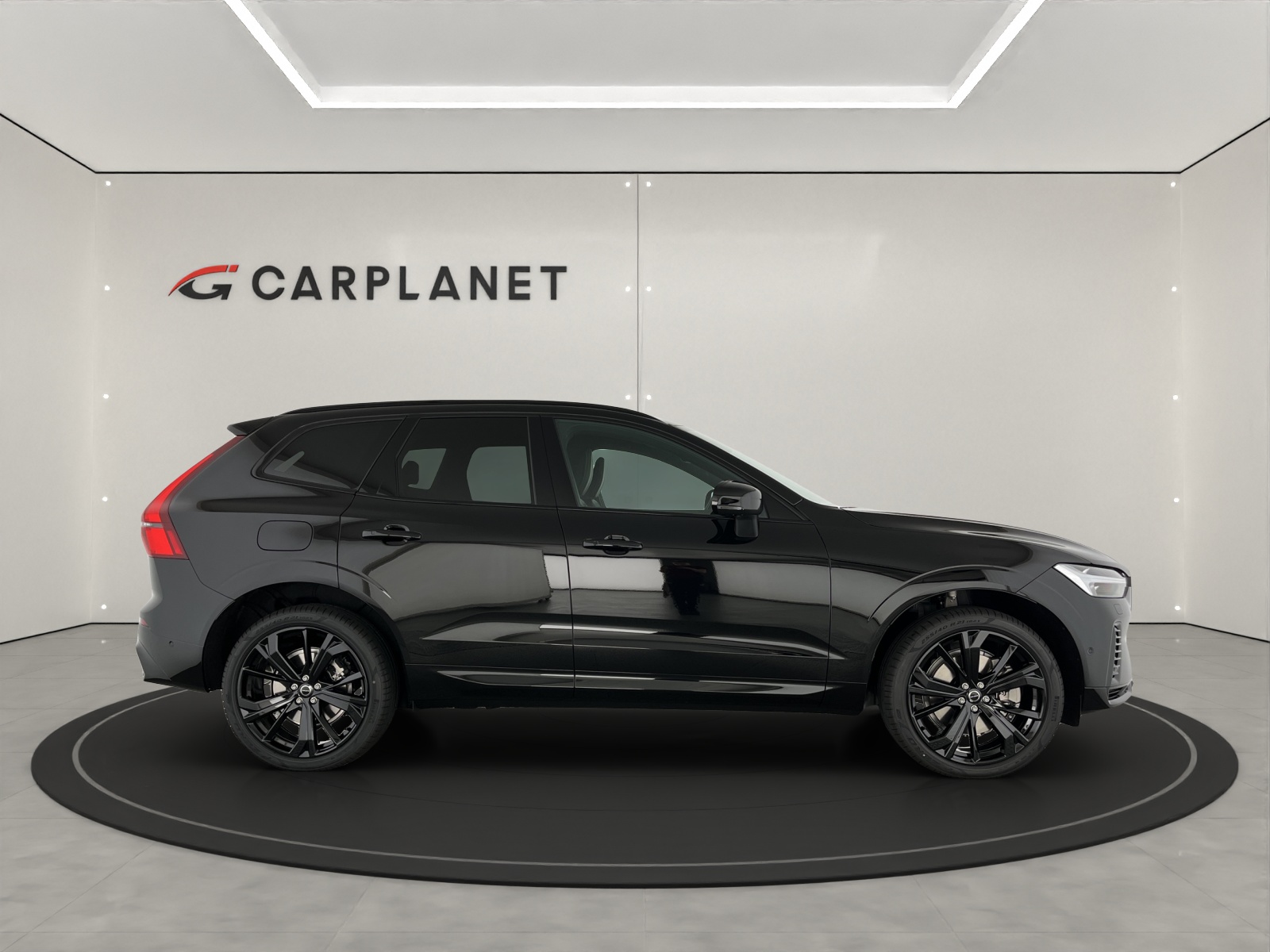 VOLVO XC60 2.0 T6 TE Black Edition eAWD-showroom-element-2