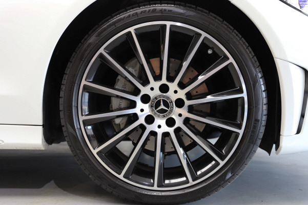 MERCEDES-BENZ C 220d SwissStar AMG L.4M-image-12