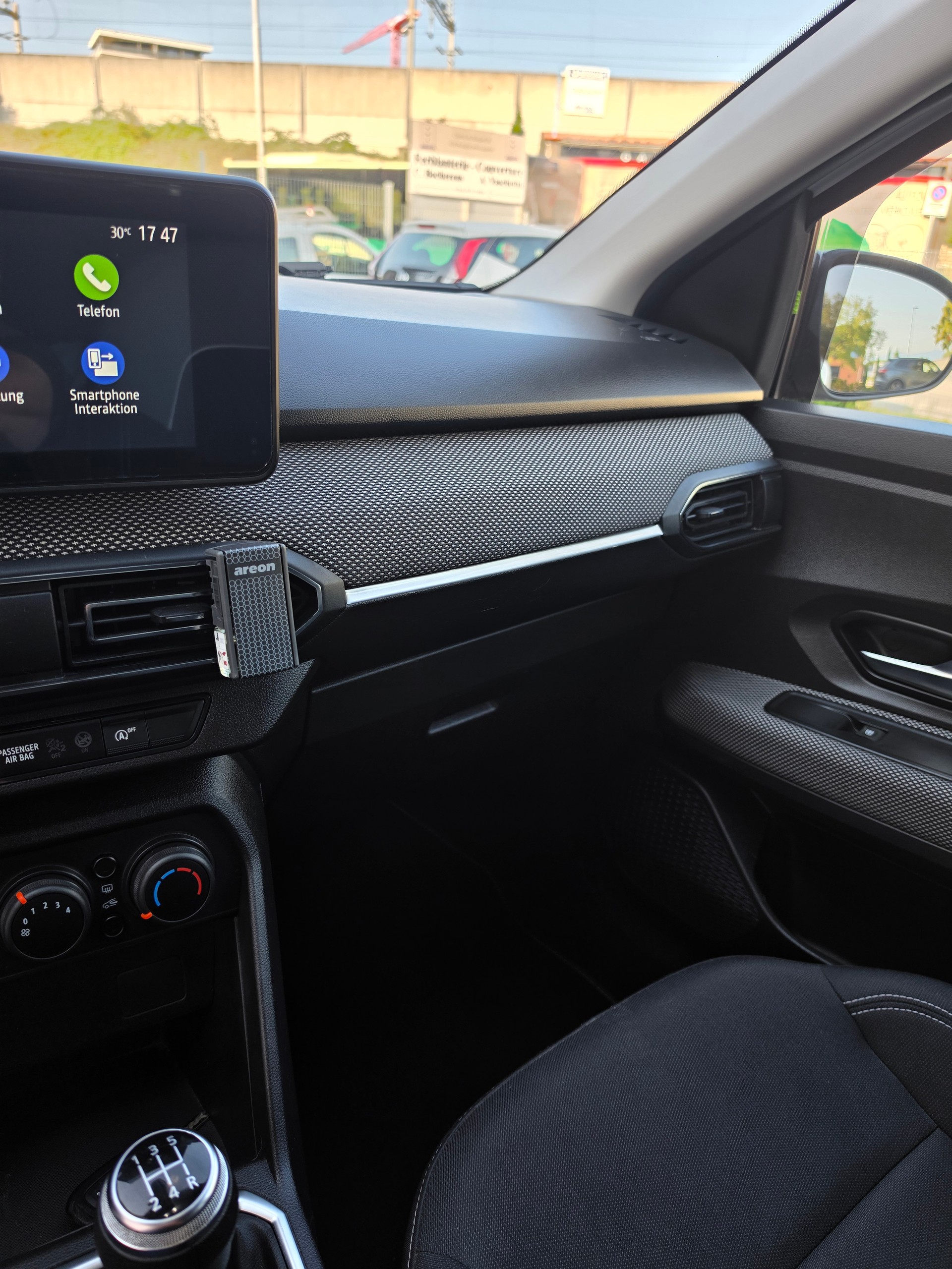 DACIA Sandero SCe 65 Comfort-image-9