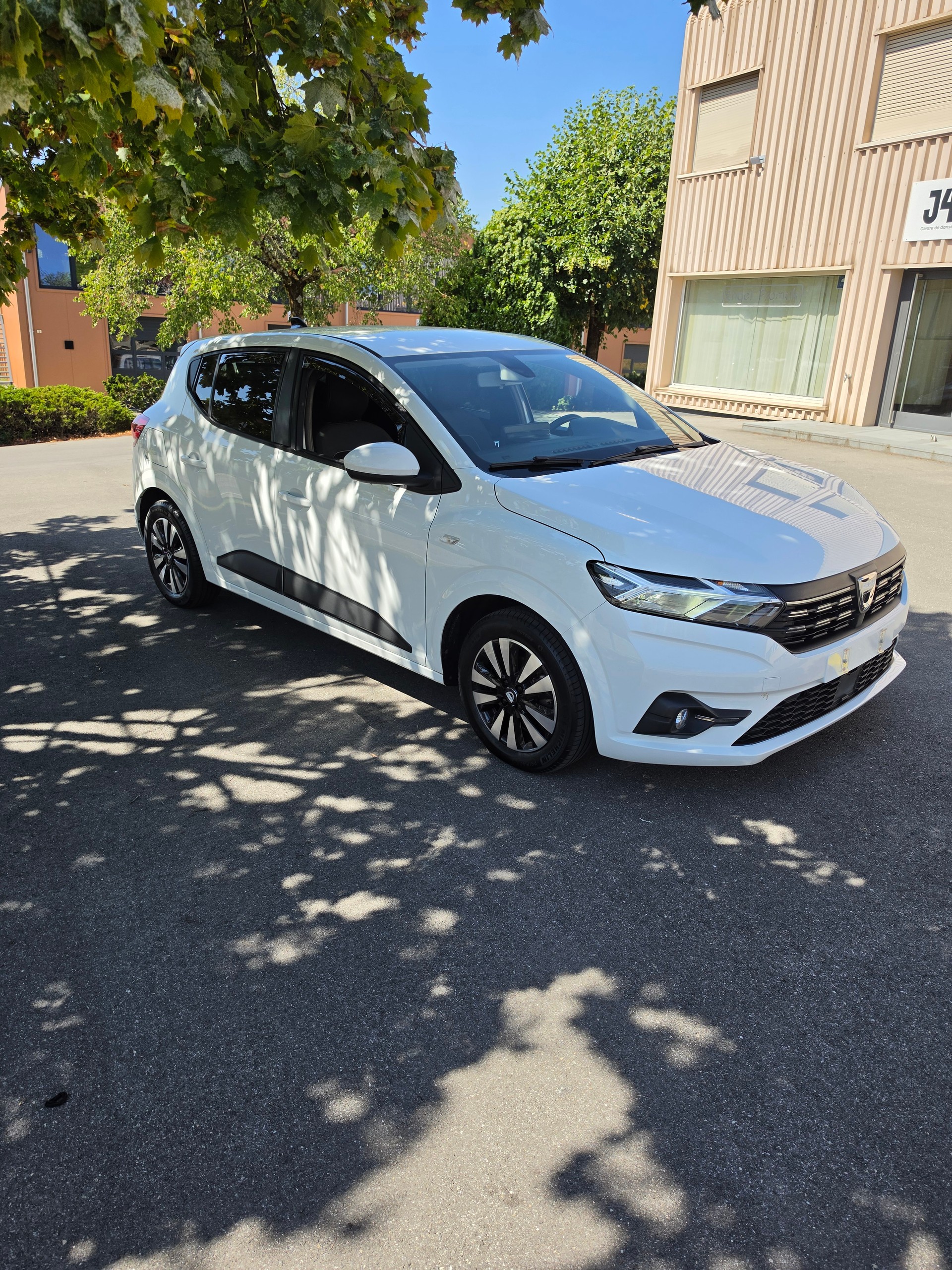DACIA Sandero SCe 65 Comfort-image-5