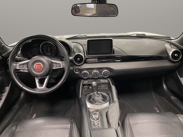 FIAT 124 Spider 1.4 140 Lusso-image-9
