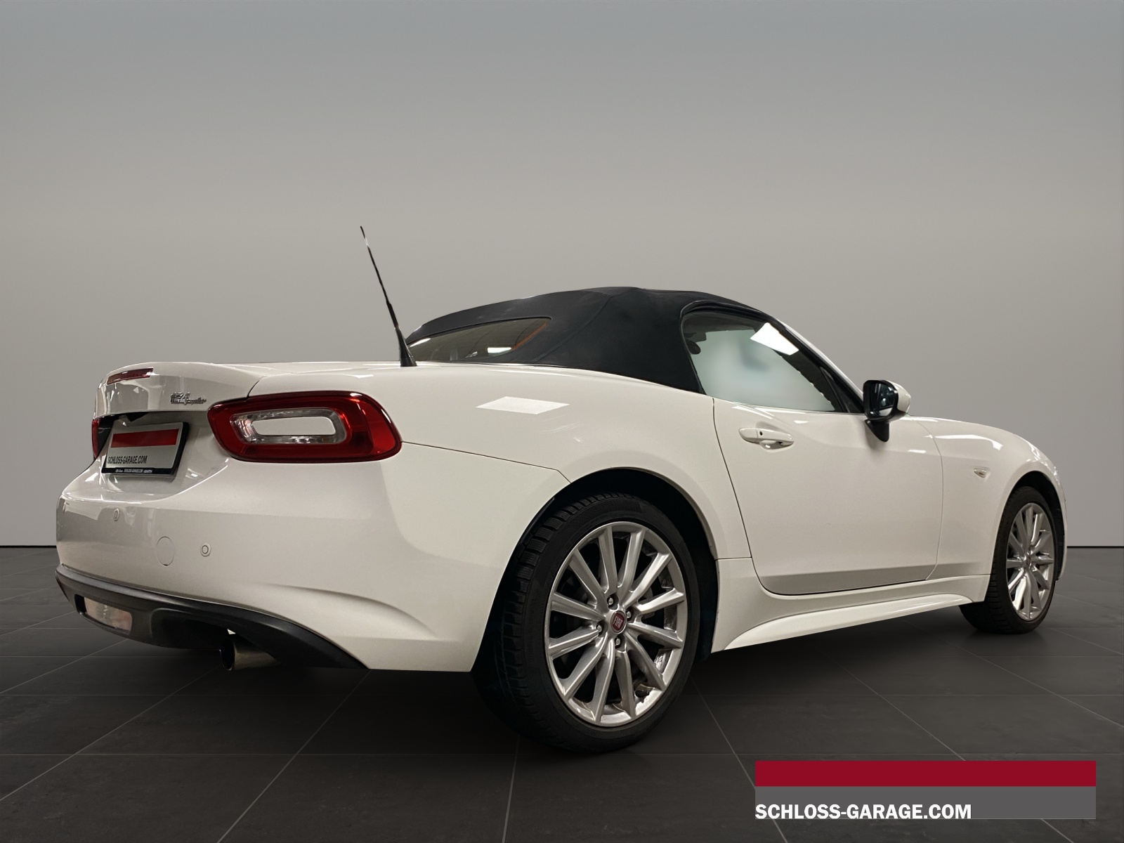 FIAT 124 Spider 1.4 140 Lusso-image-5