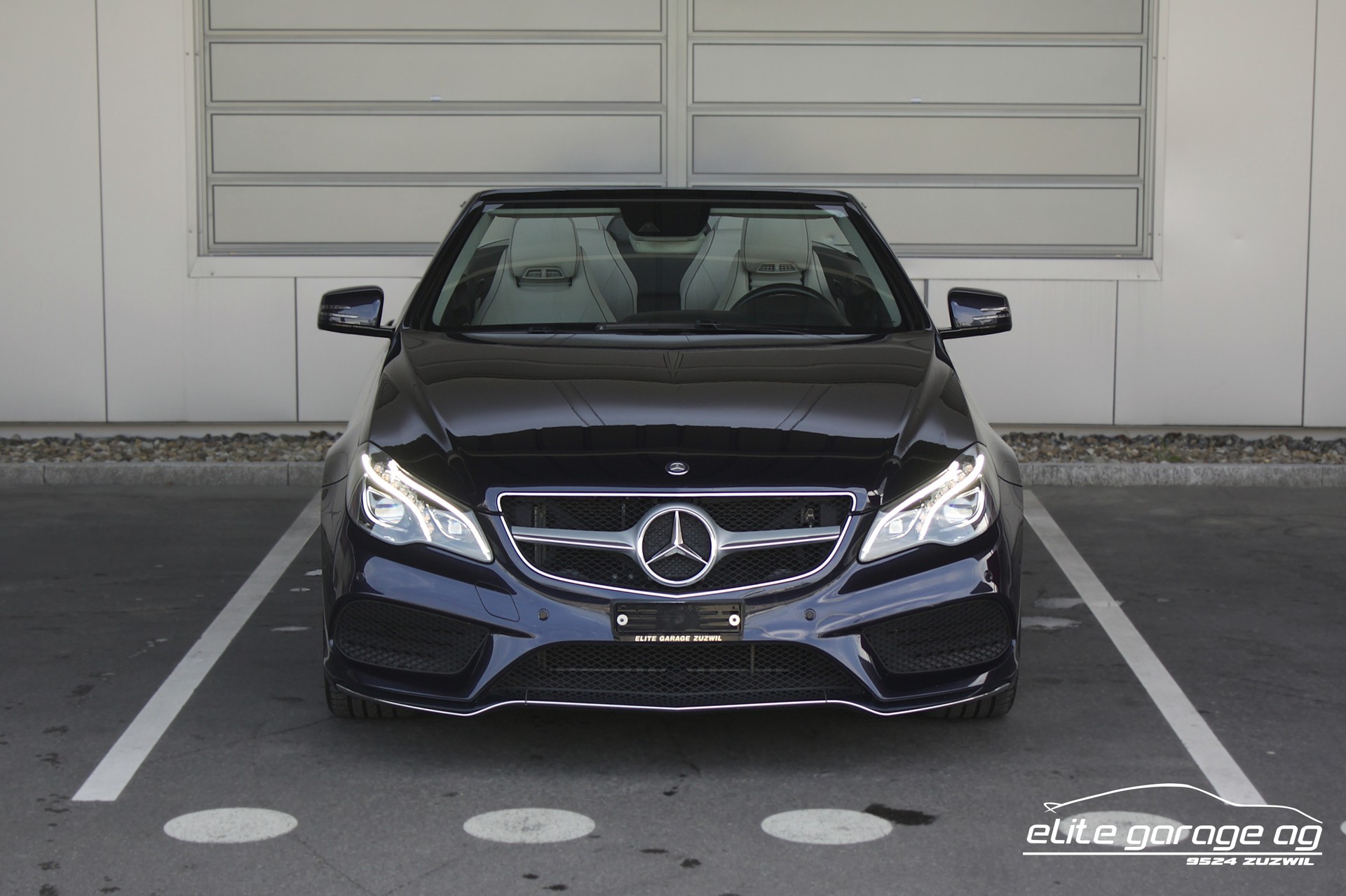 MERCEDES-BENZ E 300 7G-Tronic AMG Sportpaket-image-8