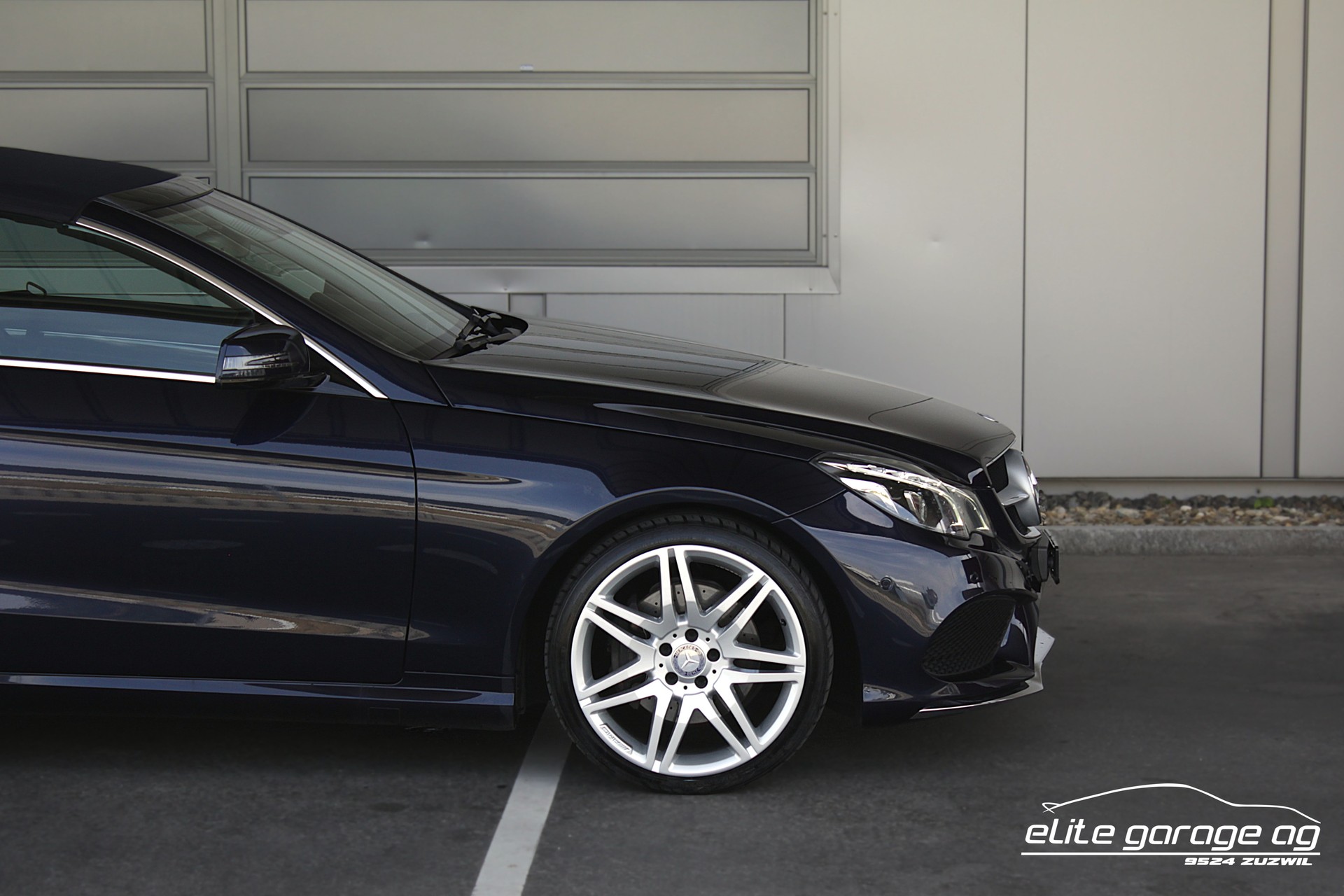 MERCEDES-BENZ E 300 7G-Tronic AMG Sportpaket-image-10