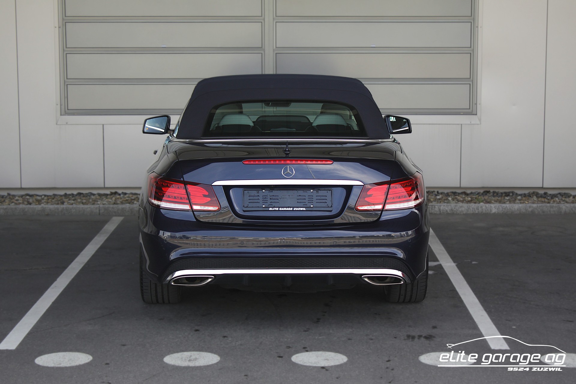 MERCEDES-BENZ E 300 7G-Tronic AMG Sportpaket-image-3