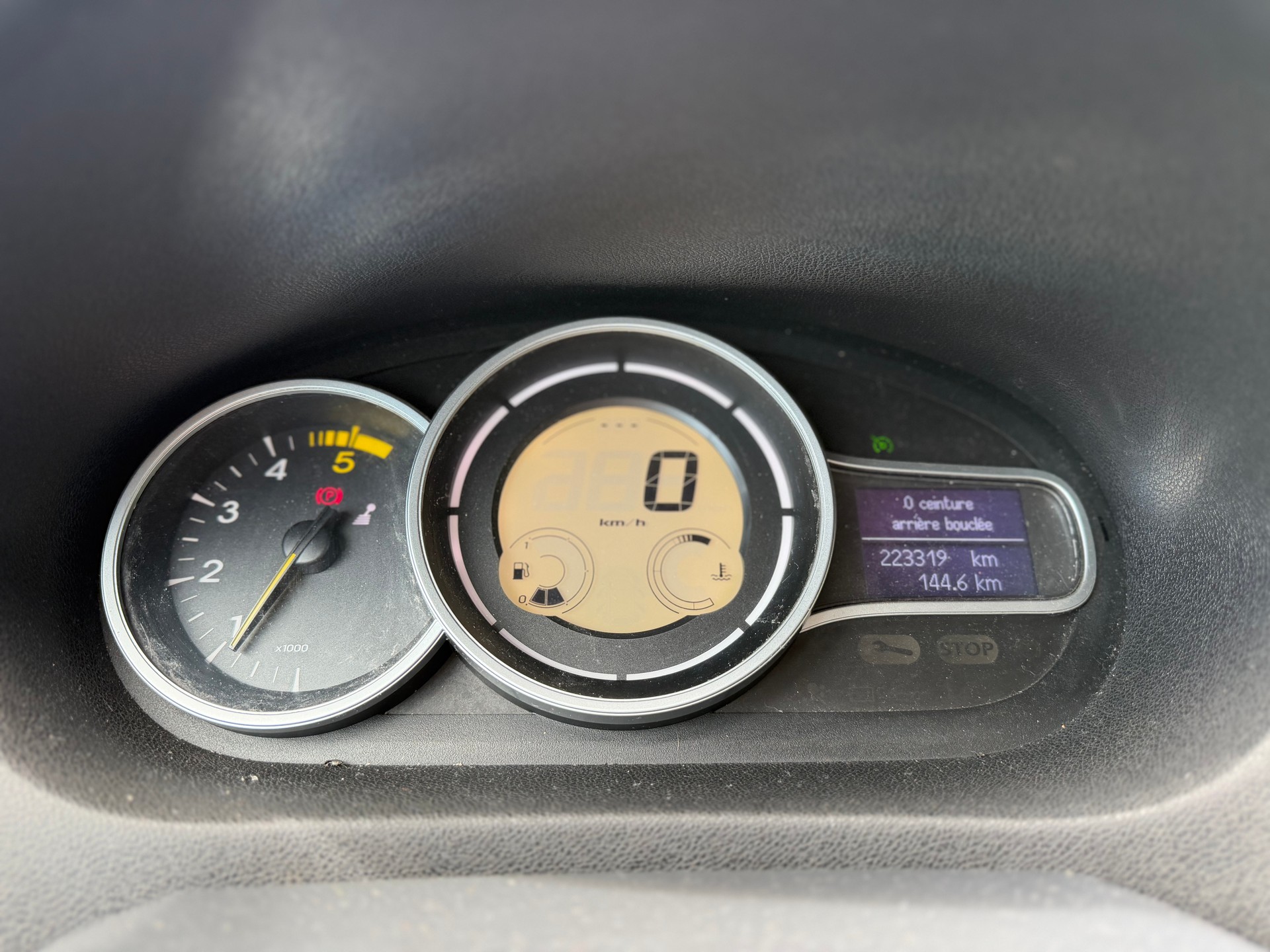RENAULT Mégane 1.5 dCi Expression-image-7