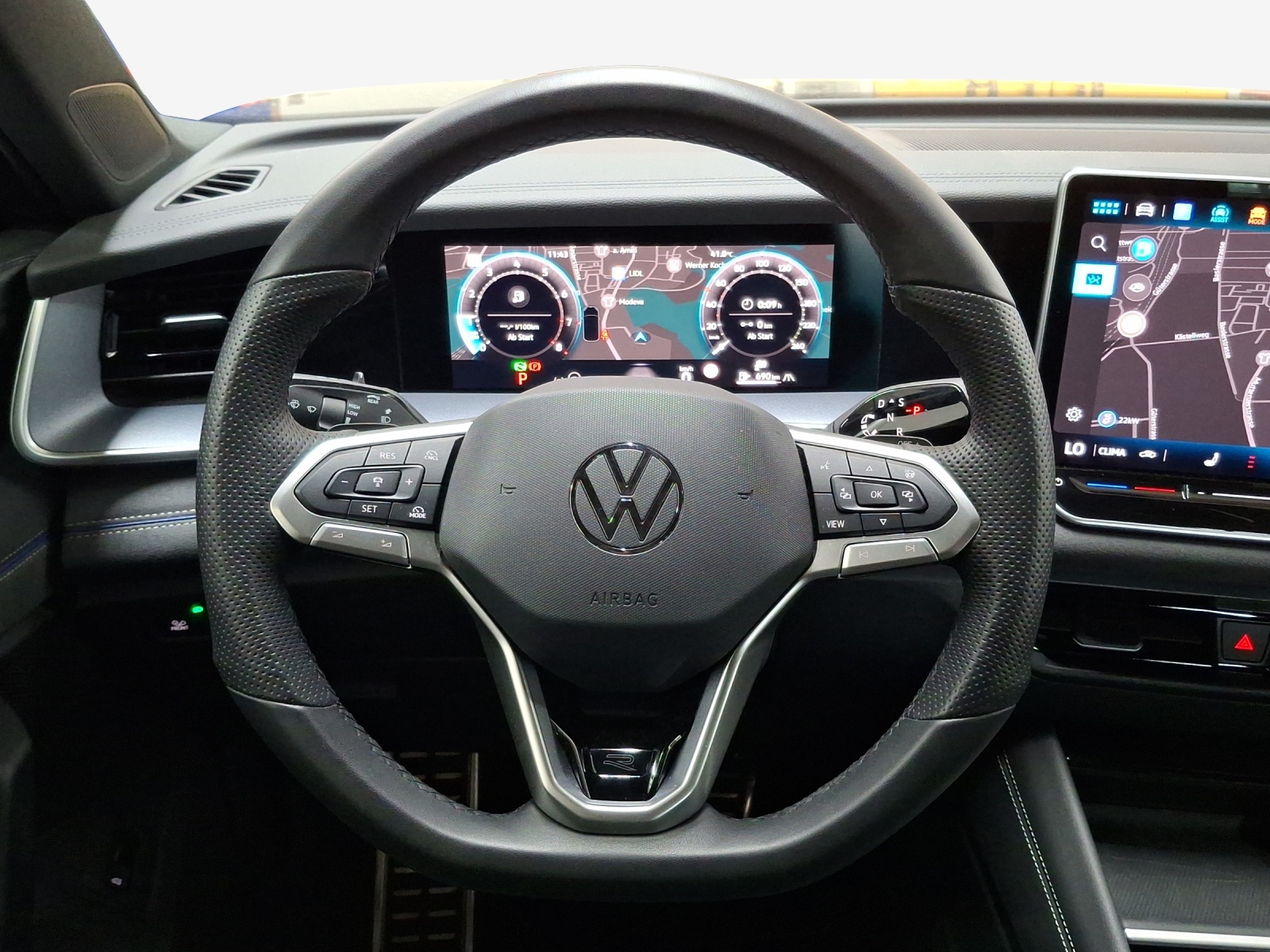 VW Tayron 2.0 TSI R-Line DSG 4Motion-image-9