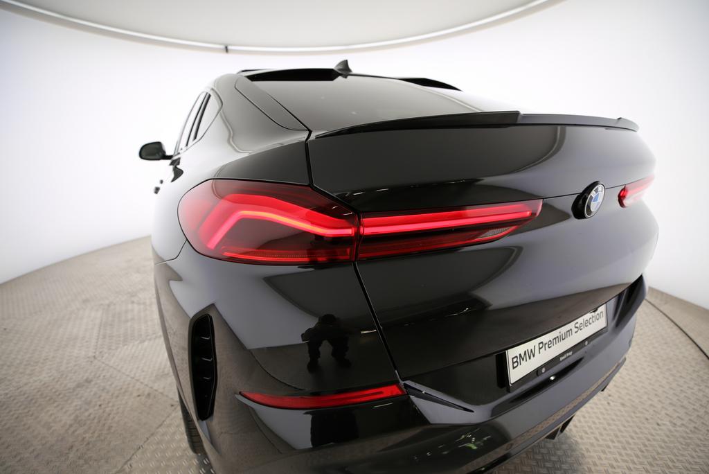 BMW X6 40d xDrive-image-17