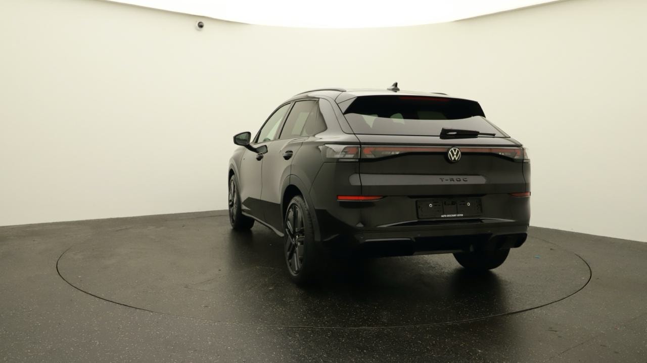 VW T-Roc 1.5 eTSI mHEV R-Line DSG-showroom-element-3