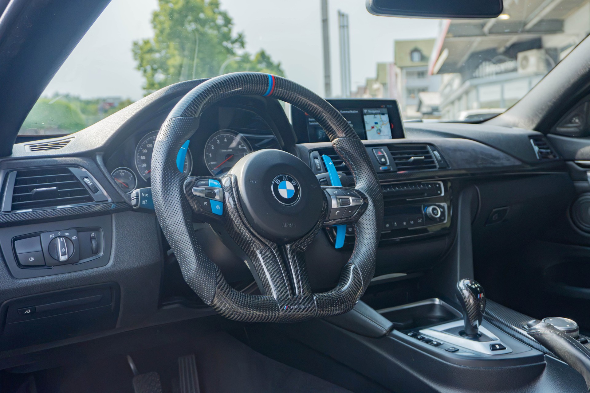 BMW M4 Coupé DKG-image-10