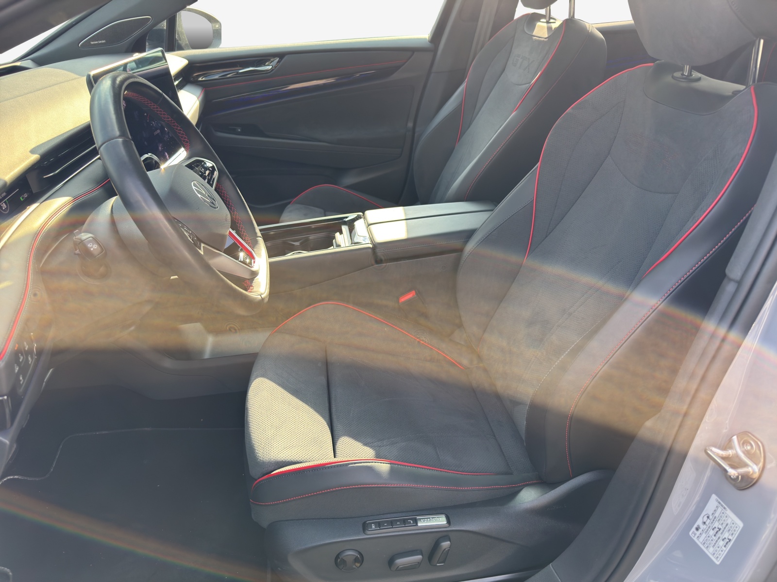 VW ID.7 Tourer GTX 86 kWh GTX 4 Motion-image-8