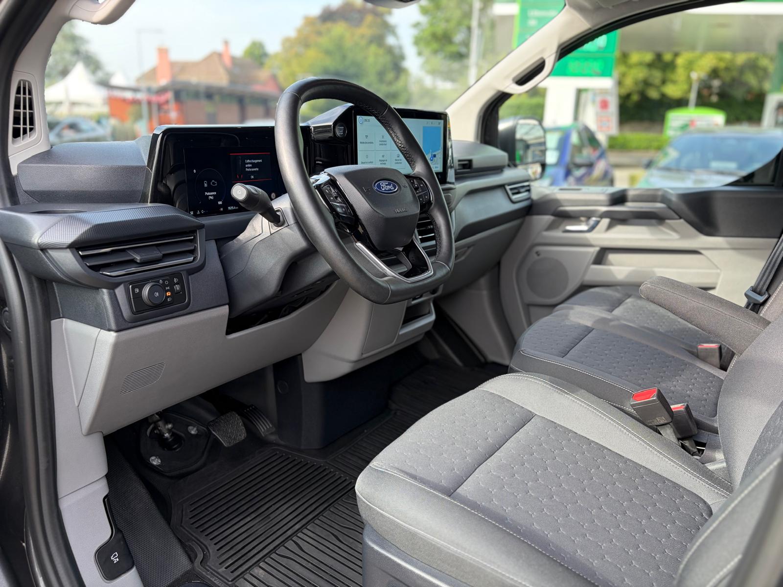 FORD Transit Custom Van PHEV 320 L1H1 Limited Automat-image-8