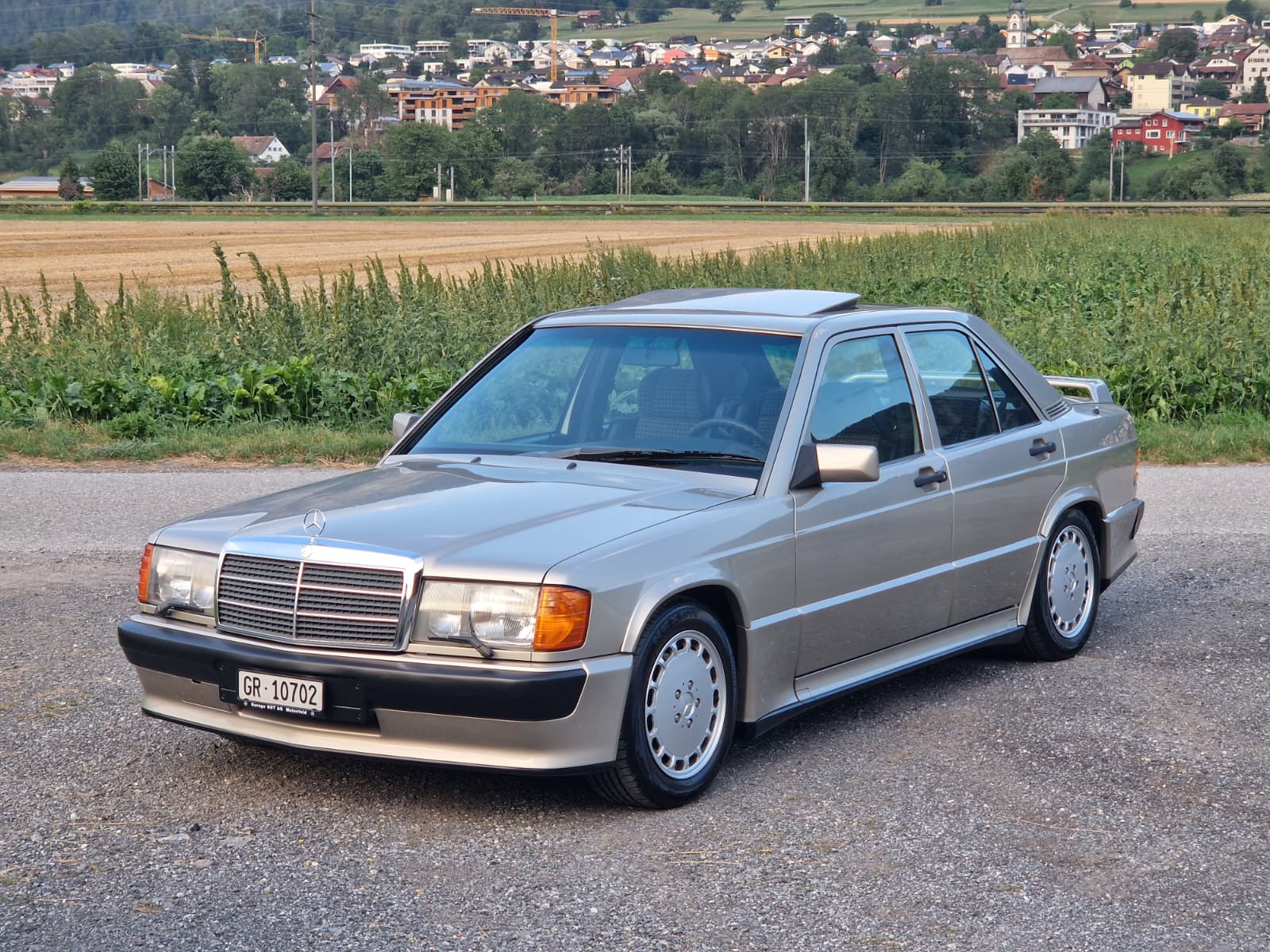 MERCEDES-BENZ 190 E 2.5-16-image-3