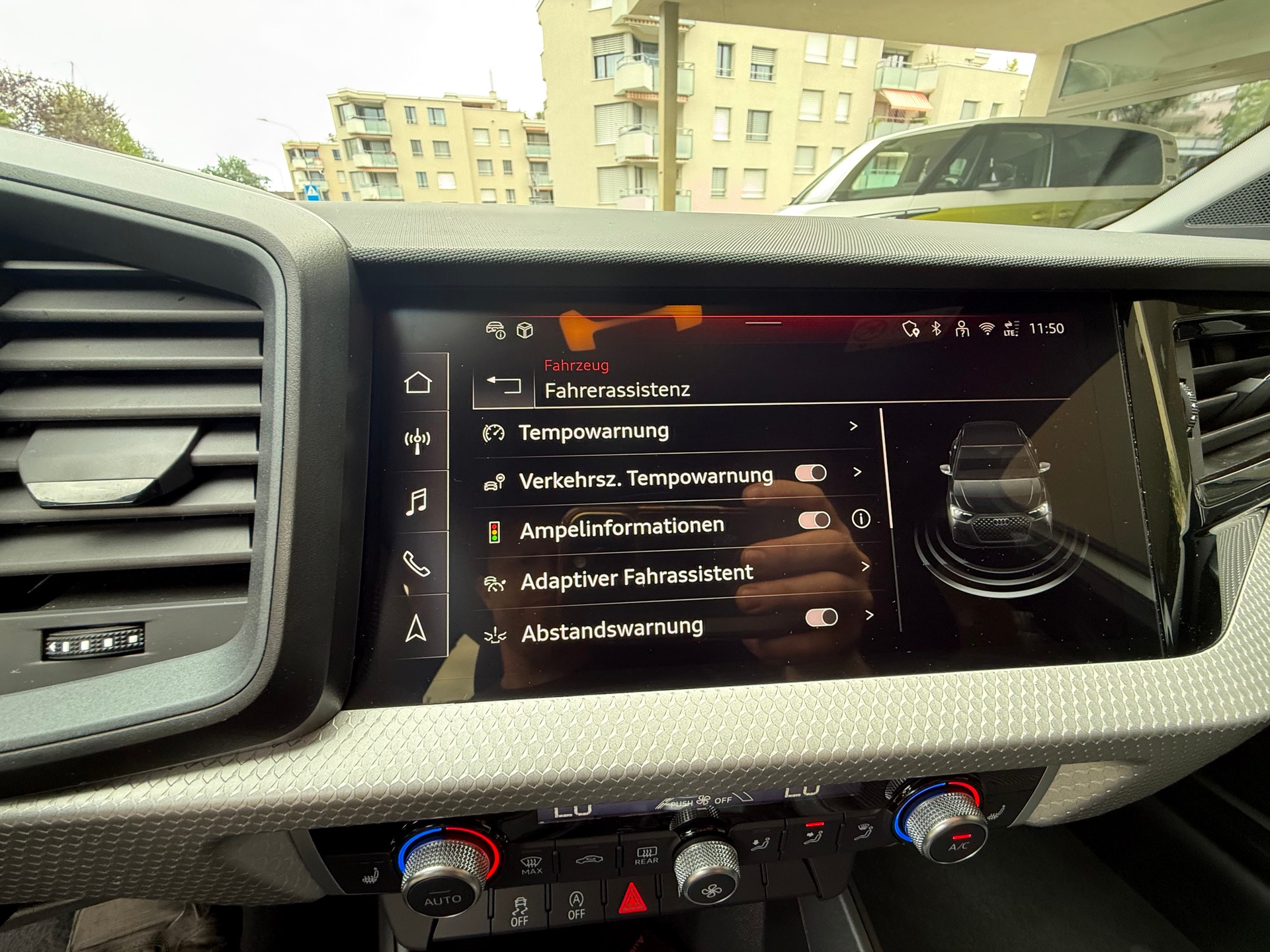 AUDI A1 Sportback 30 TFSI S Line Attraction S-tronic-image-7