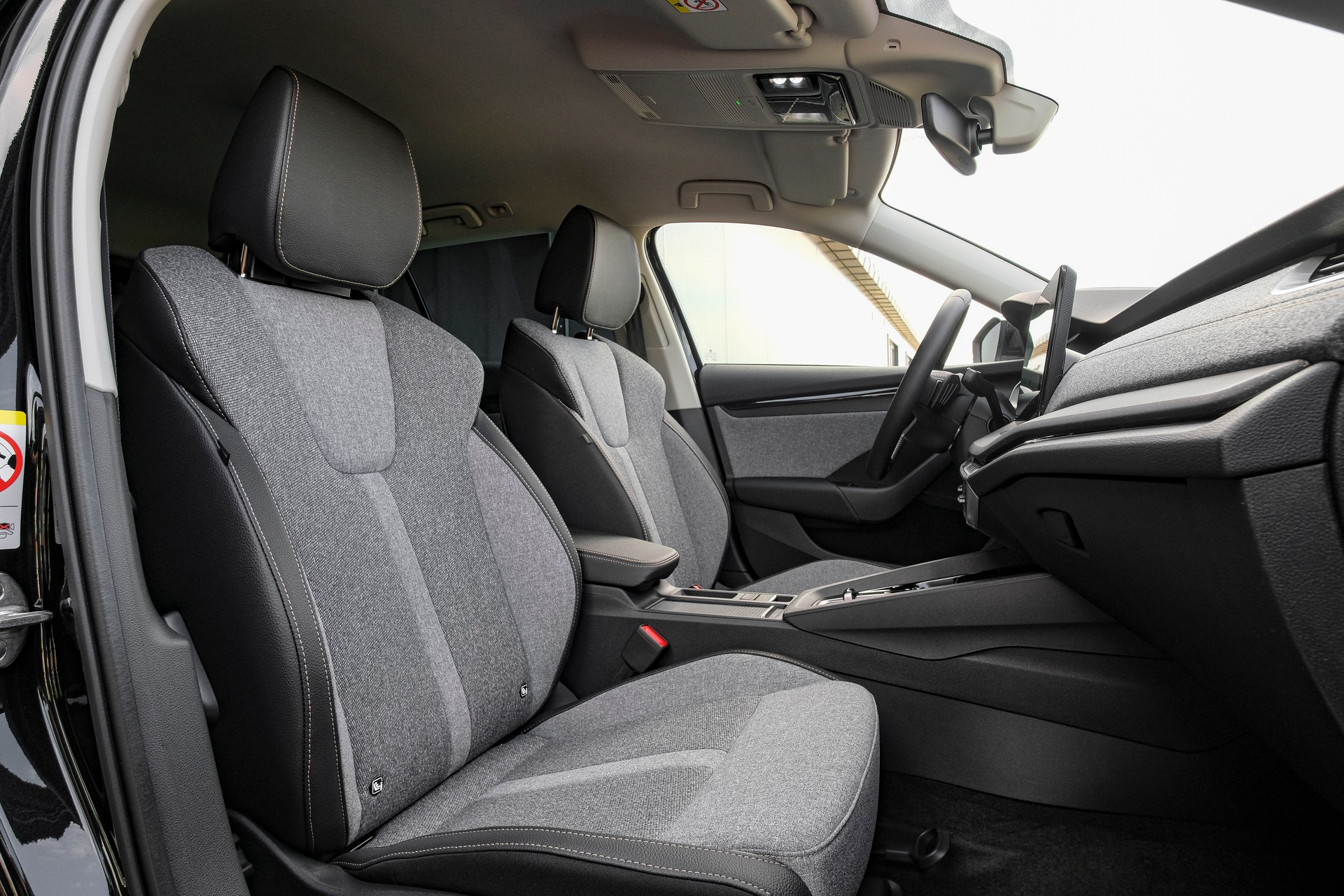 SKODA Octavia Combi 1.5 TSI mHEV DSG Selection-image-10