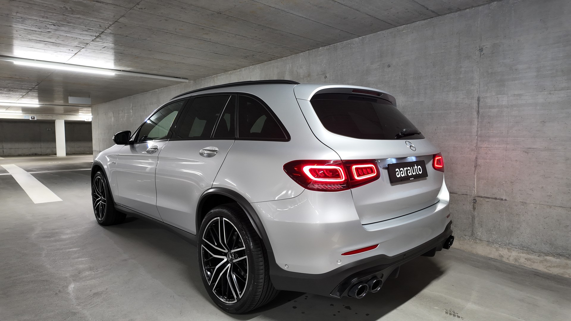 MERCEDES-BENZ GLC 43 AMG 4Matic 9G-Tronic-showroom-element-1