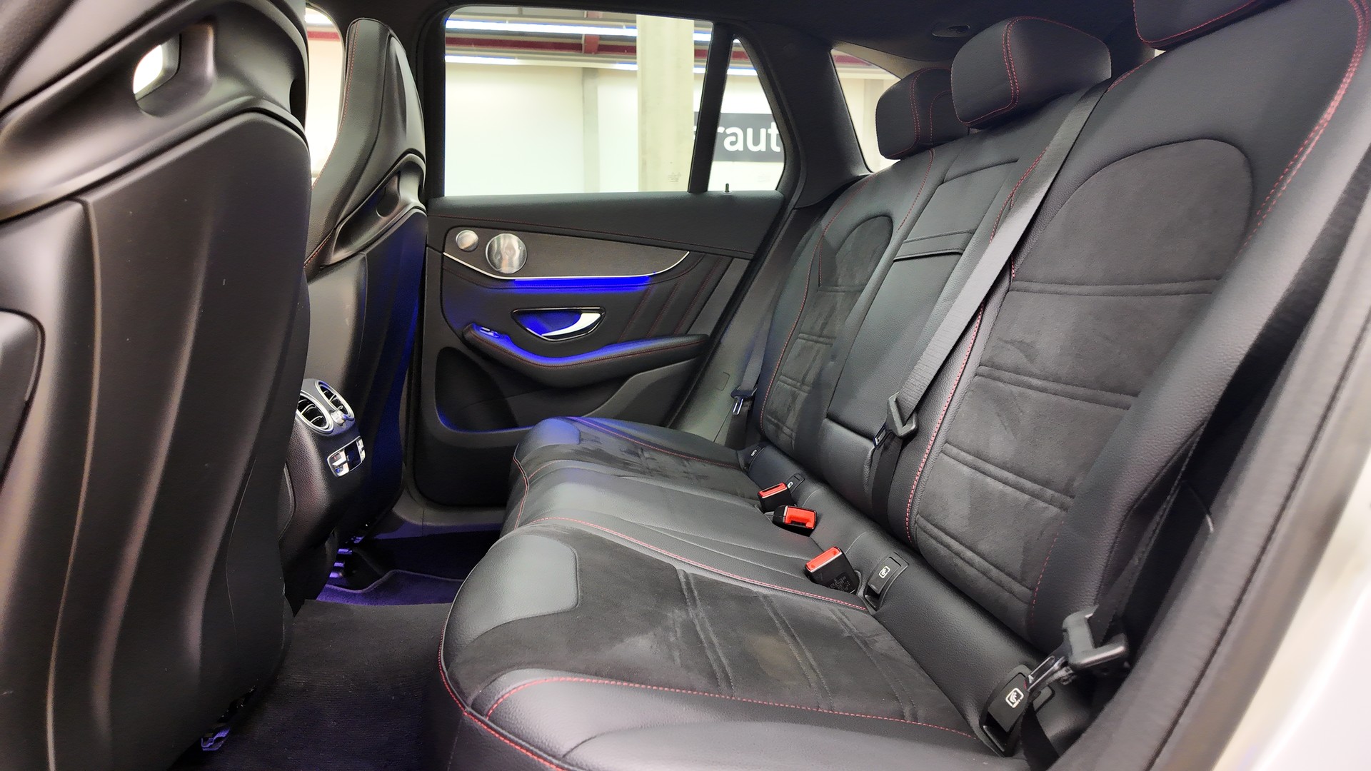 MERCEDES-BENZ GLC 43 AMG 4Matic 9G-Tronic-image-17