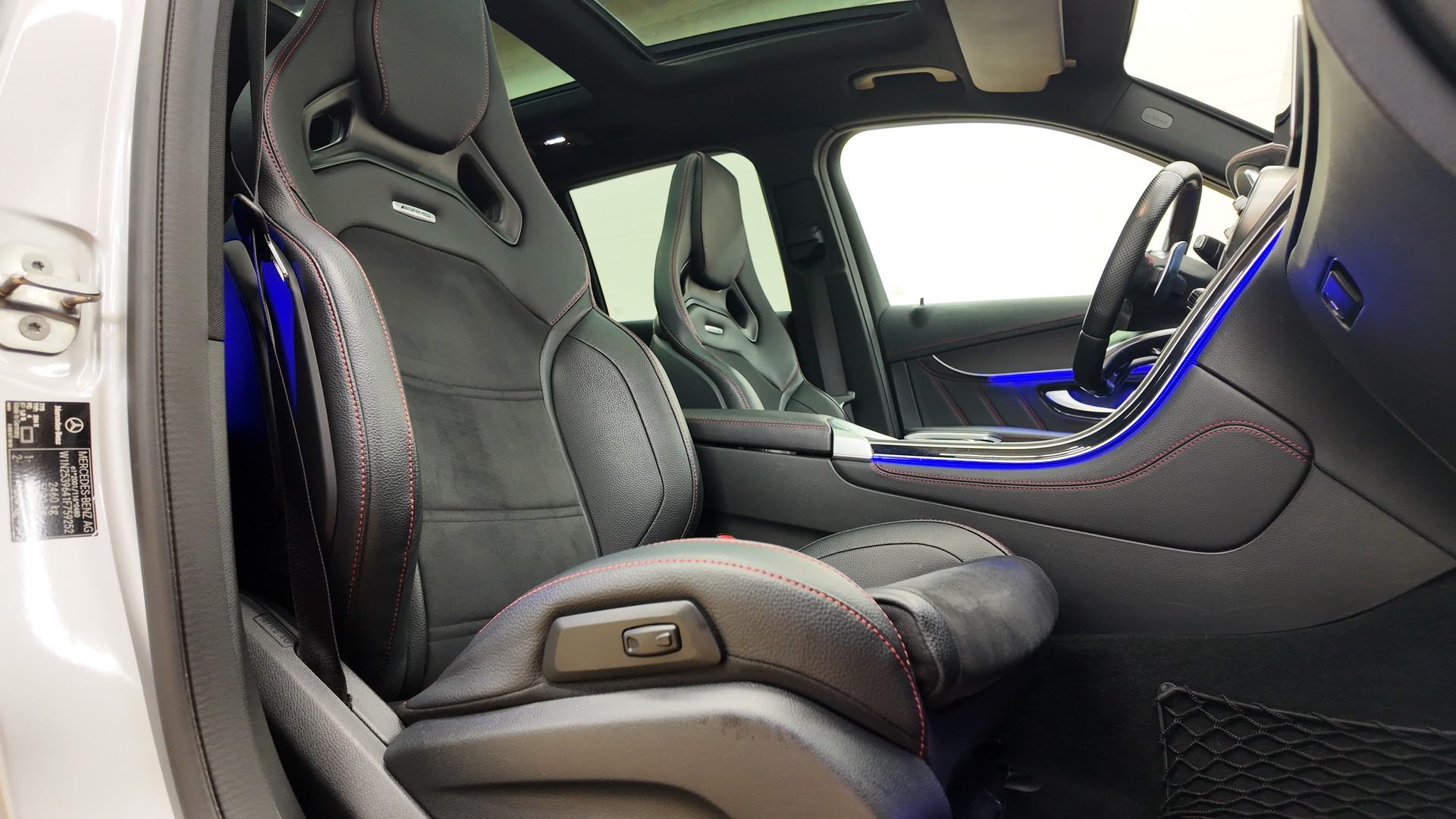 MERCEDES-BENZ GLC 43 AMG 4Matic 9G-Tronic-image-15