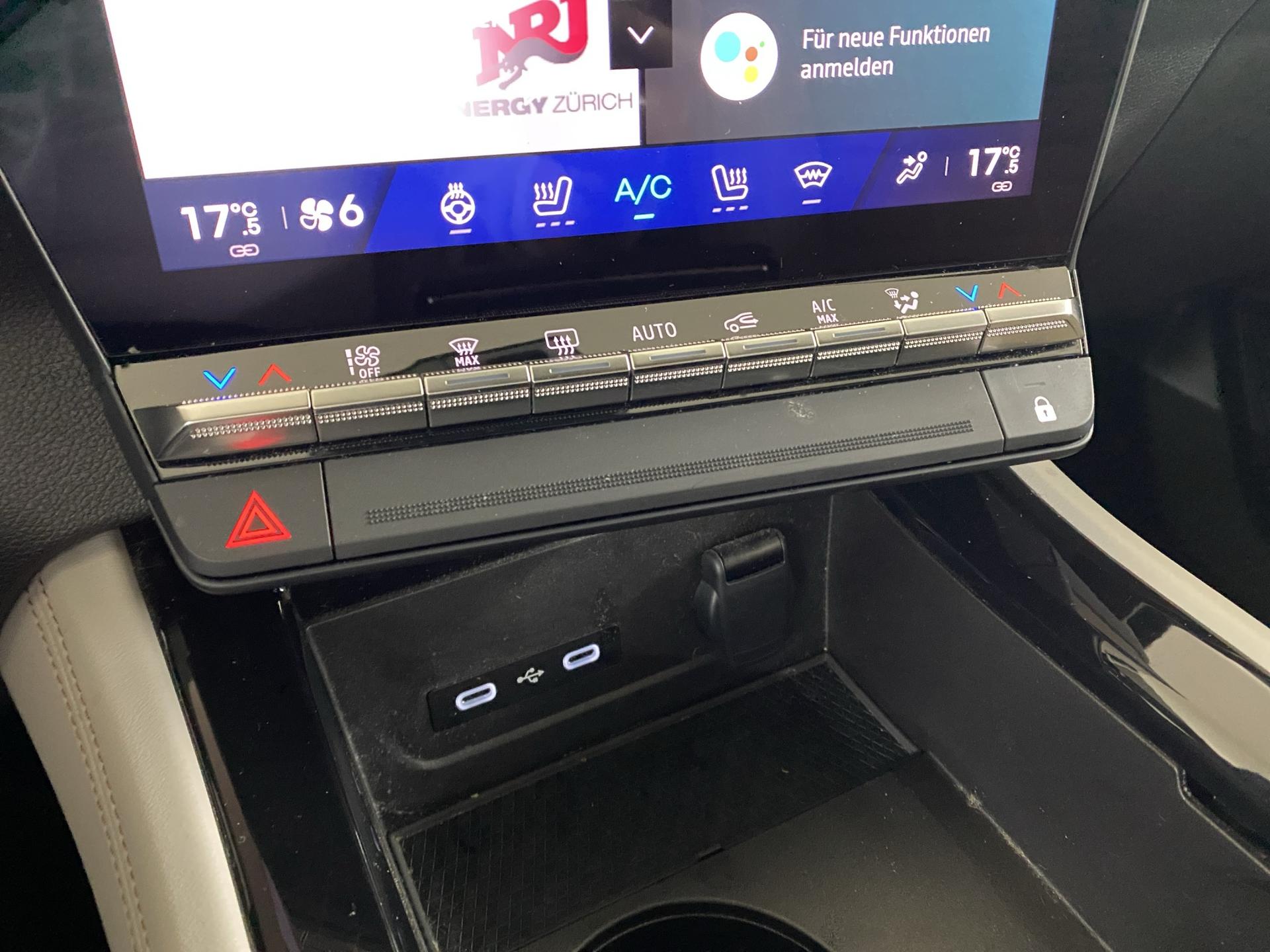 RENAULT Espace 1.2 E-Tech 200 Iconic-image-21