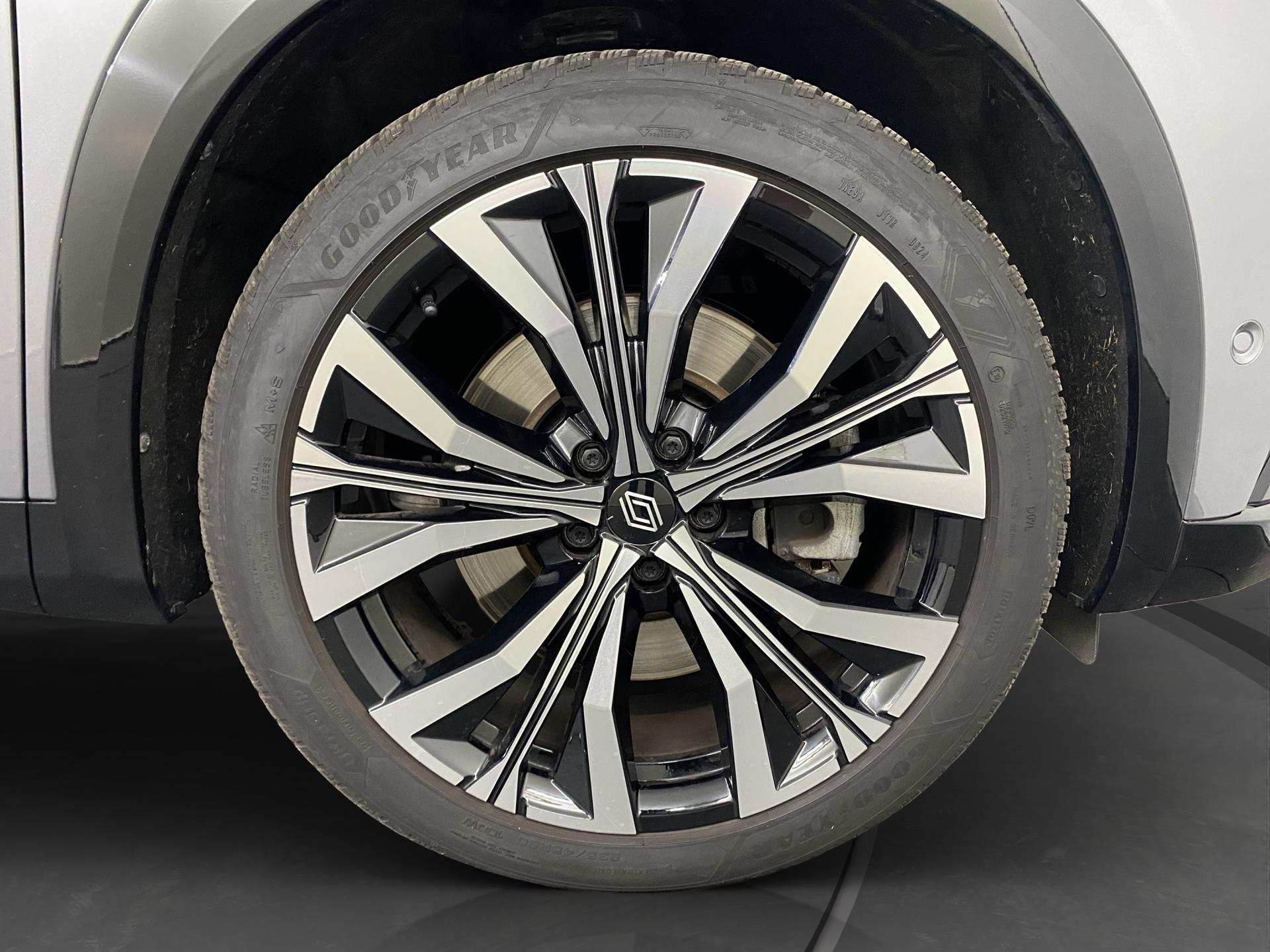RENAULT Espace 1.2 E-Tech 200 Iconic-image-17