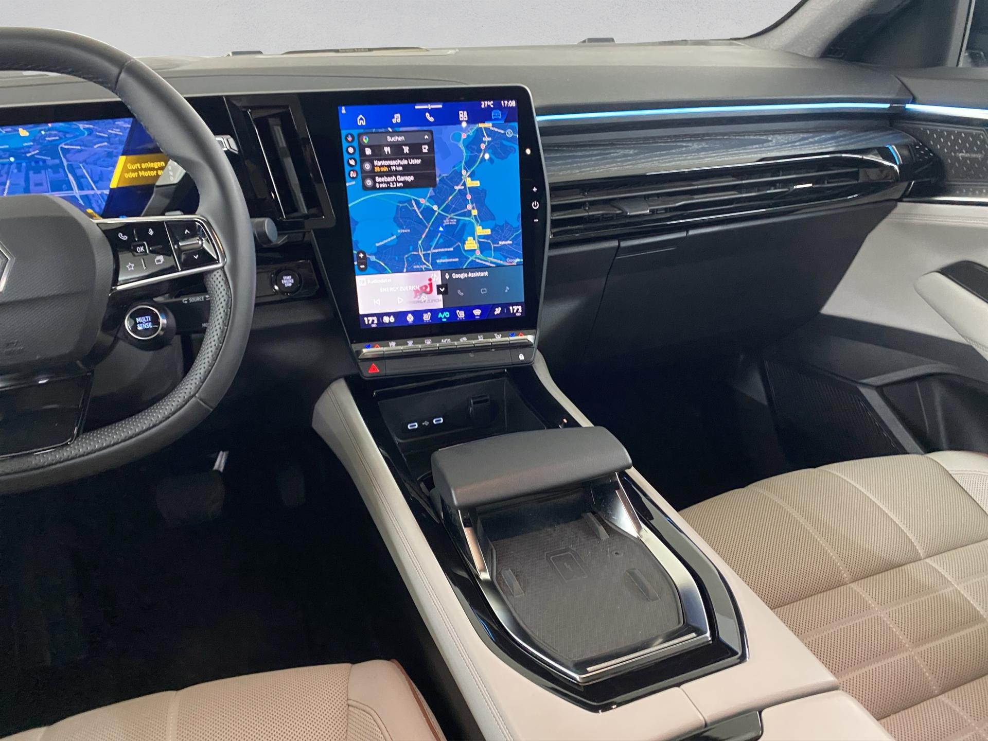RENAULT Espace 1.2 E-Tech 200 Iconic-image-11