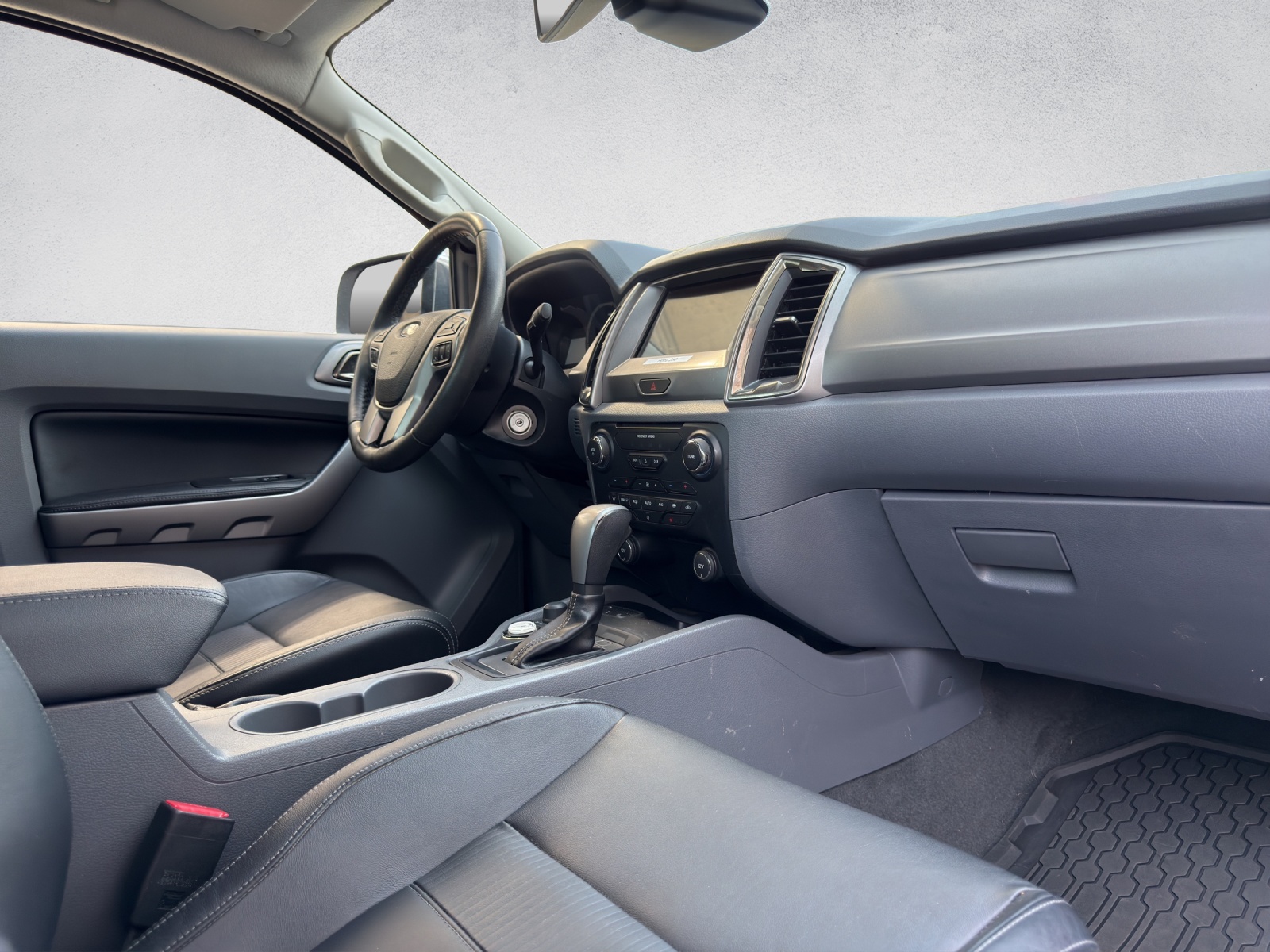 FORD Ranger LTD 3.2 TDCi 4x4 A-image-18