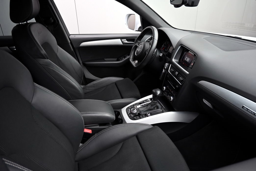 AUDI Q5 2.0 TDI S-Line quattro S-tronic-image-4