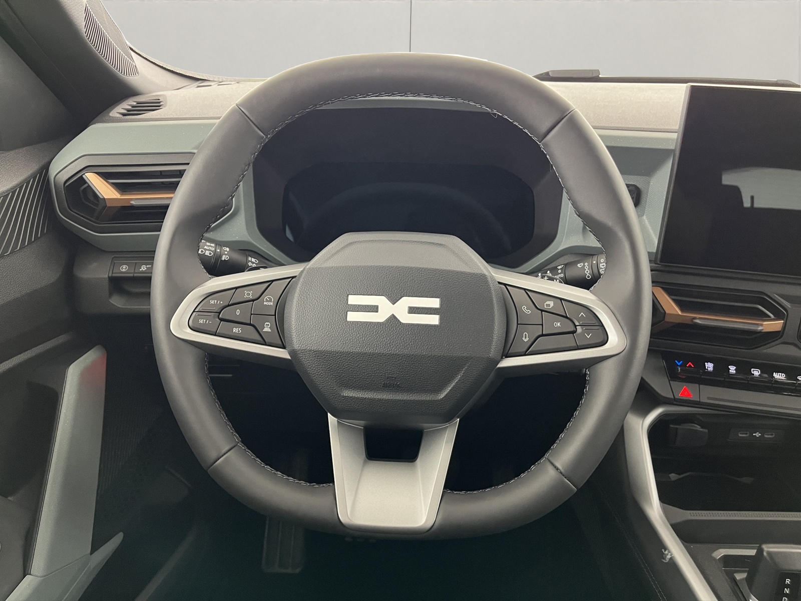 DACIA Bigster 1.2 Hybrid Extreme 4WD-image-9