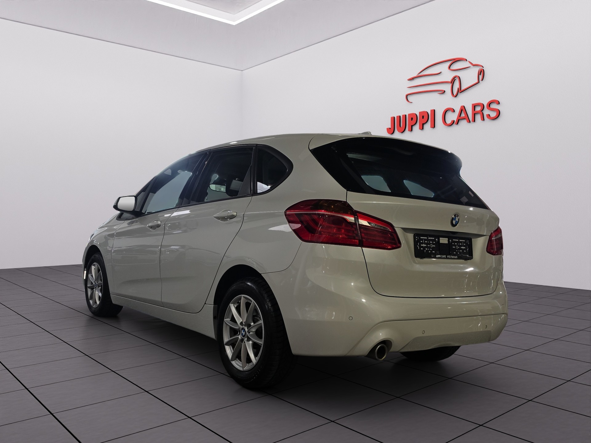 BMW 218i Active Tourer DKG-image-2