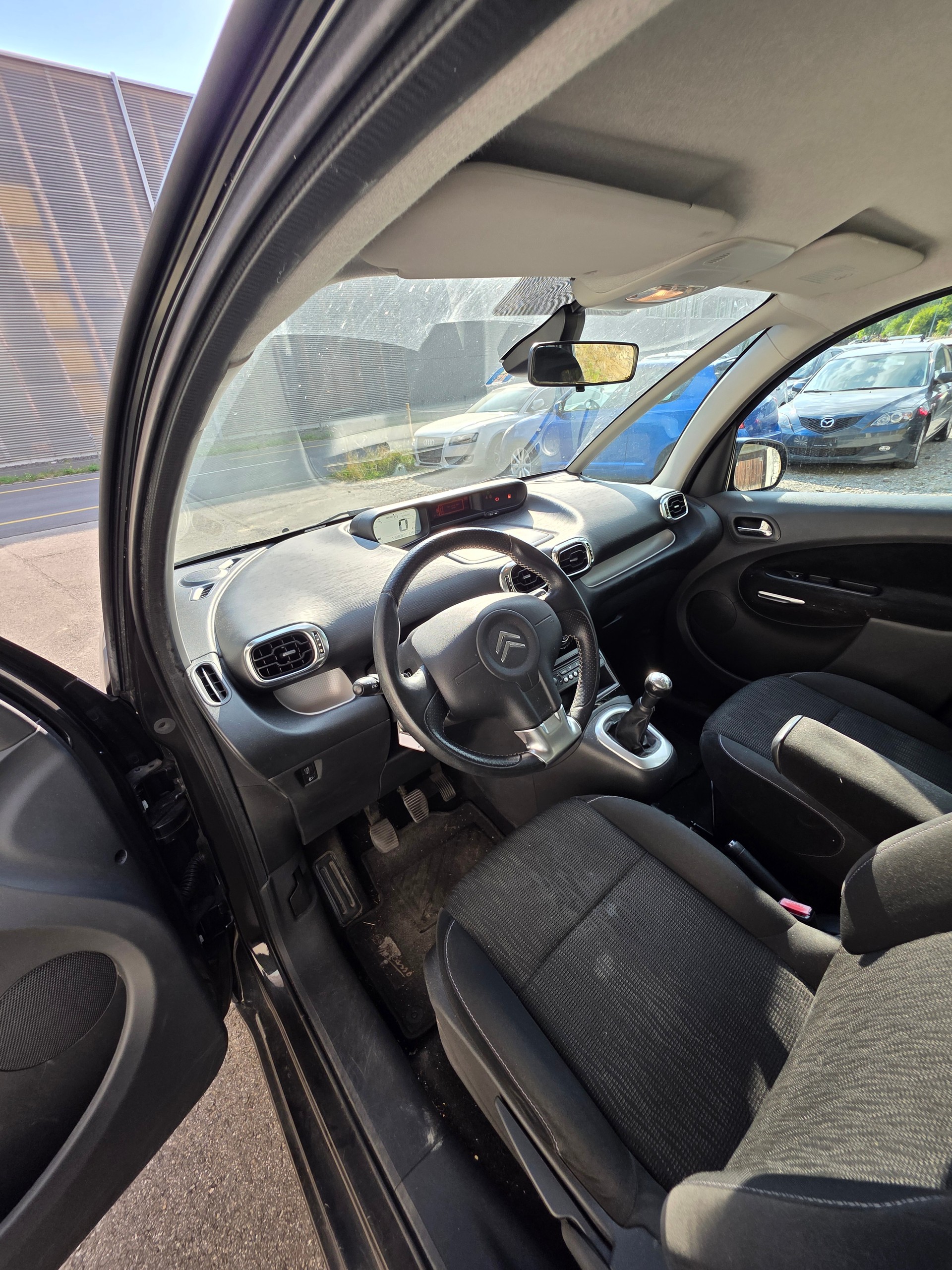 CITROEN C3 Picasso 1.6i 16V Séduction-image-6