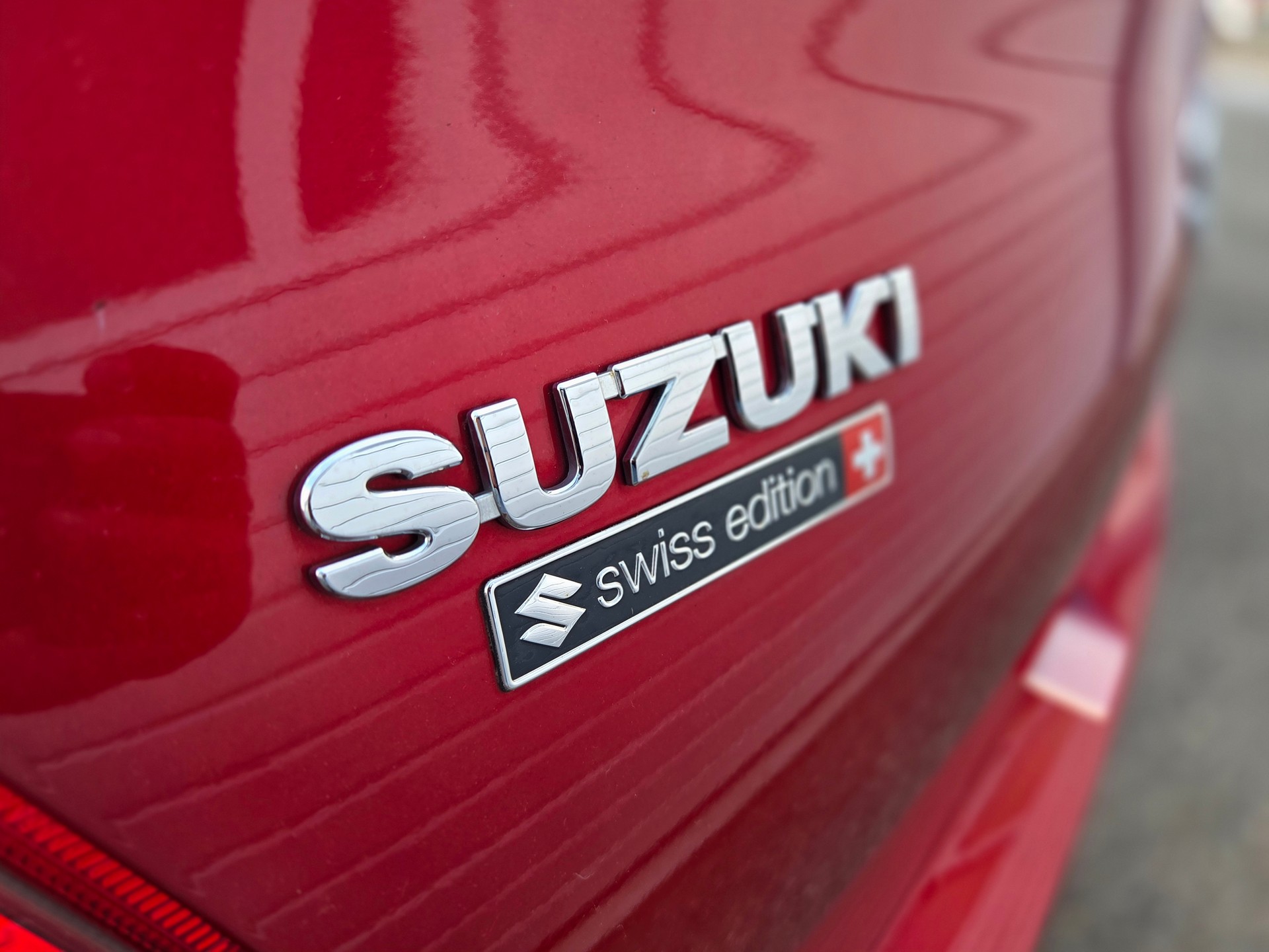TOYOTA Yaris 1.5 VVT-i Hybrid Premium e-CVT-image-15