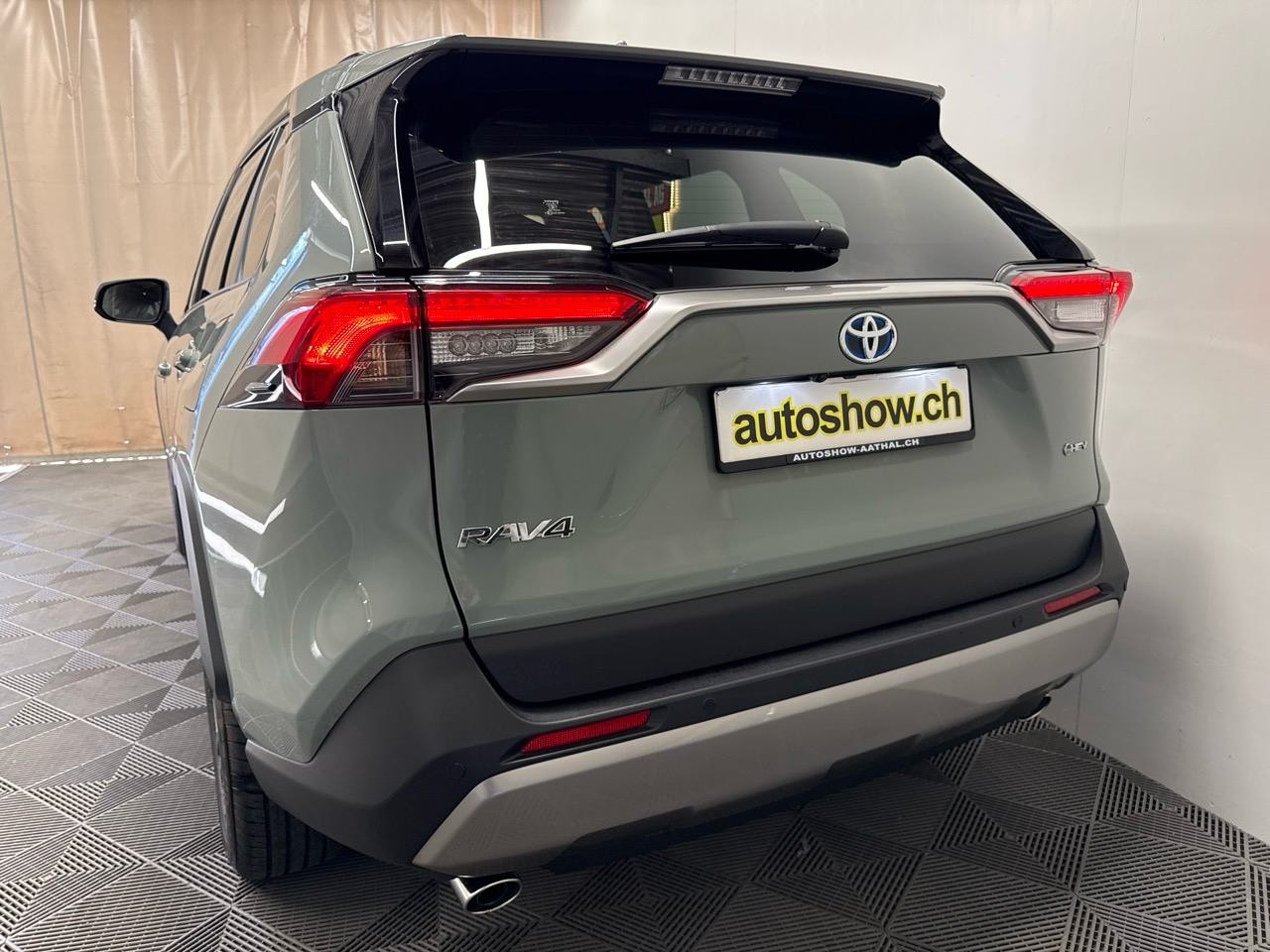 TOYOTA RAV-4 2.5 HSD Luxury Limited 4WD 222HP-image-15