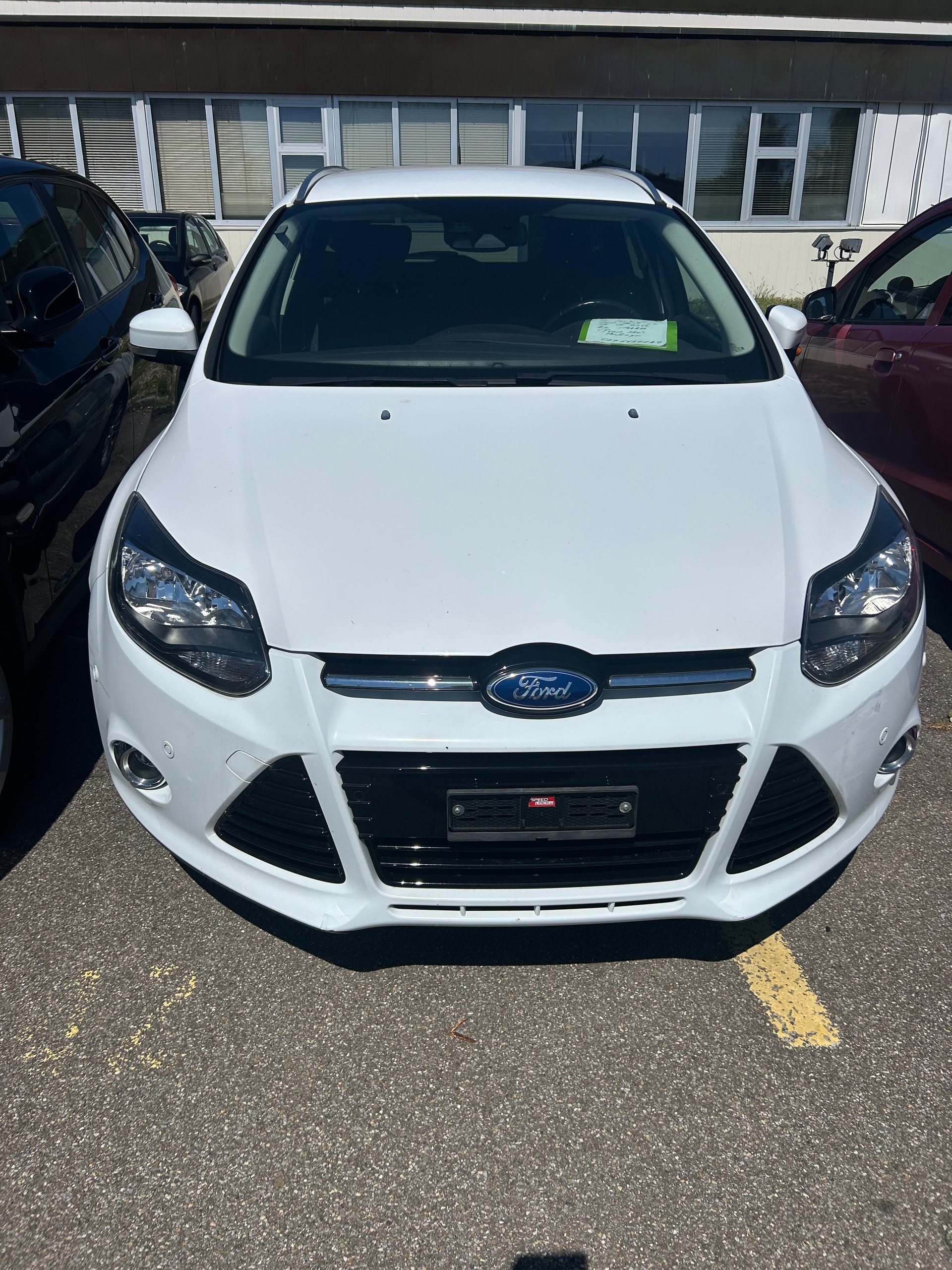 FORD Focus 1.0 SCTi Trend-image-0