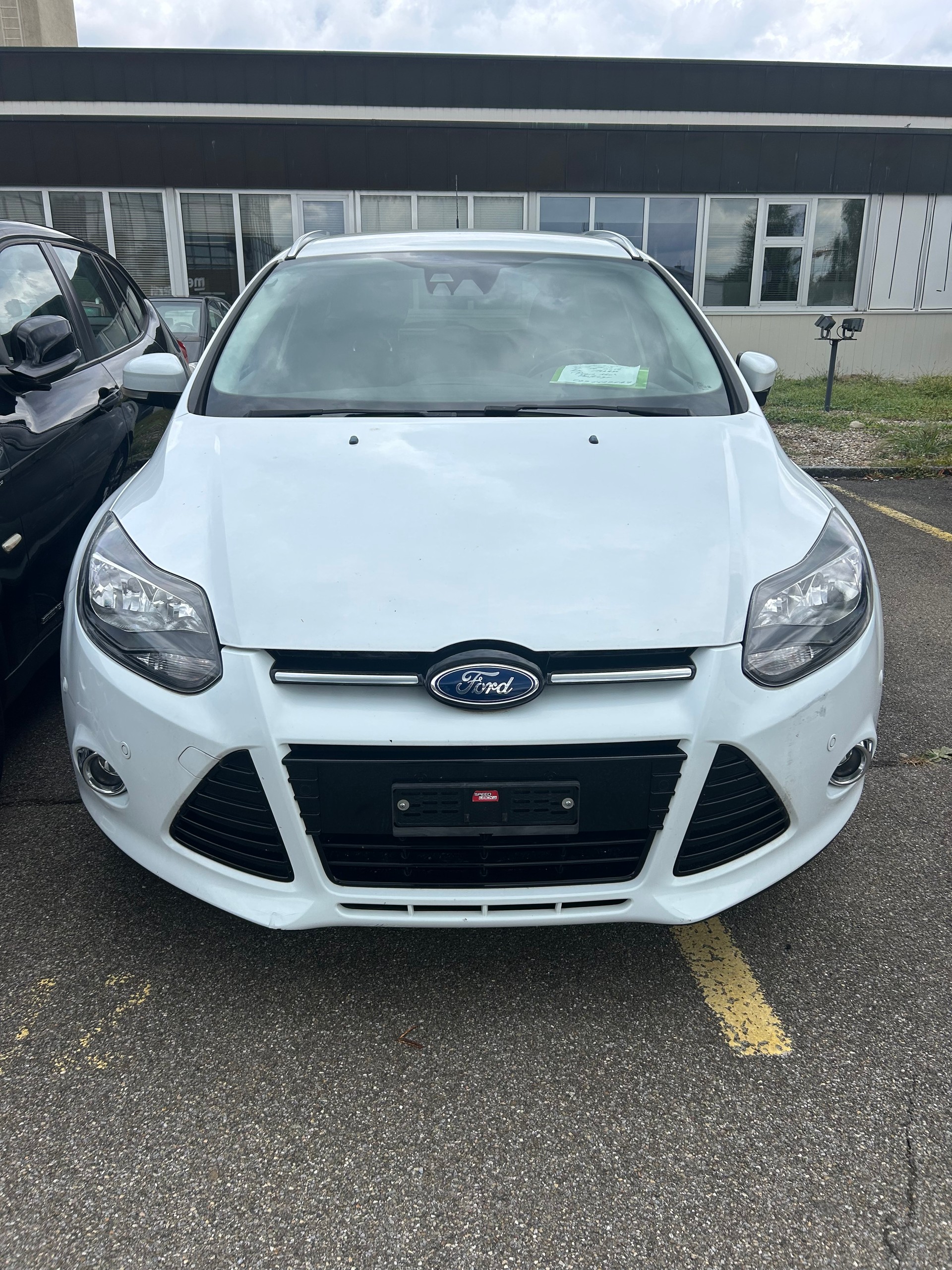 FORD Focus 1.0 SCTi Trend-image-9
