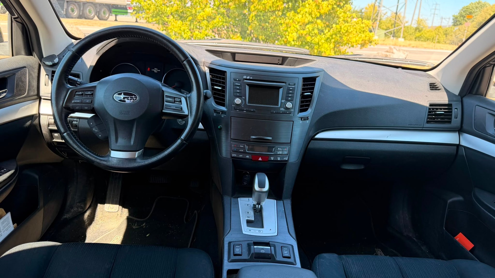 SUBARU Outback 2.5i Swiss AWD Lineartronic-image-5