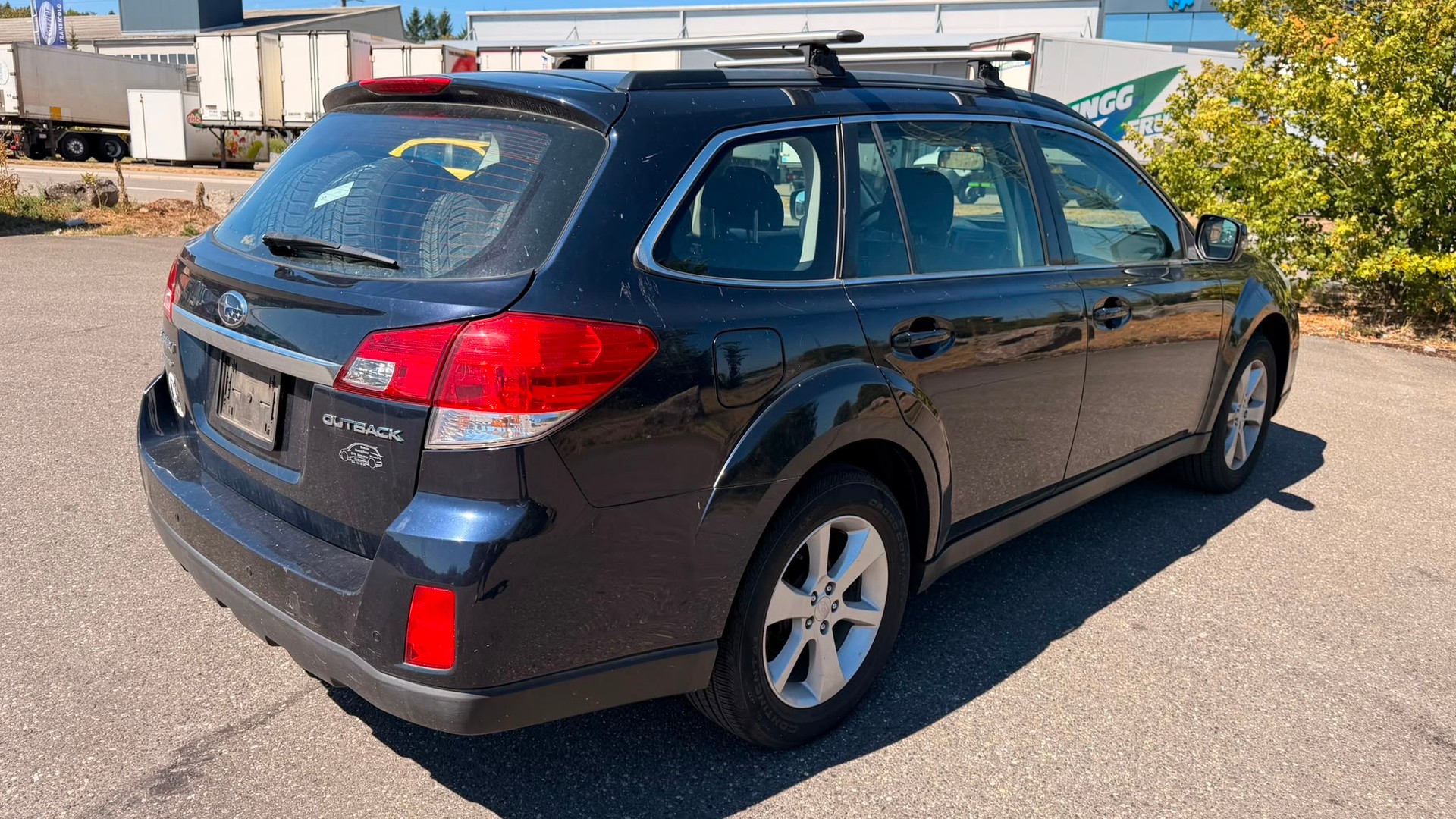 SUBARU Outback 2.5i Swiss AWD Lineartronic-image-4