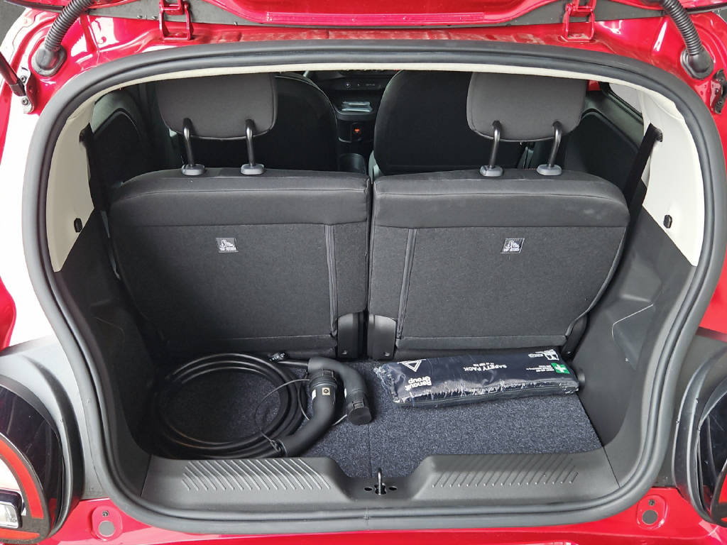 RENAULT Twingo E-Tech Urban Range techno-image-9