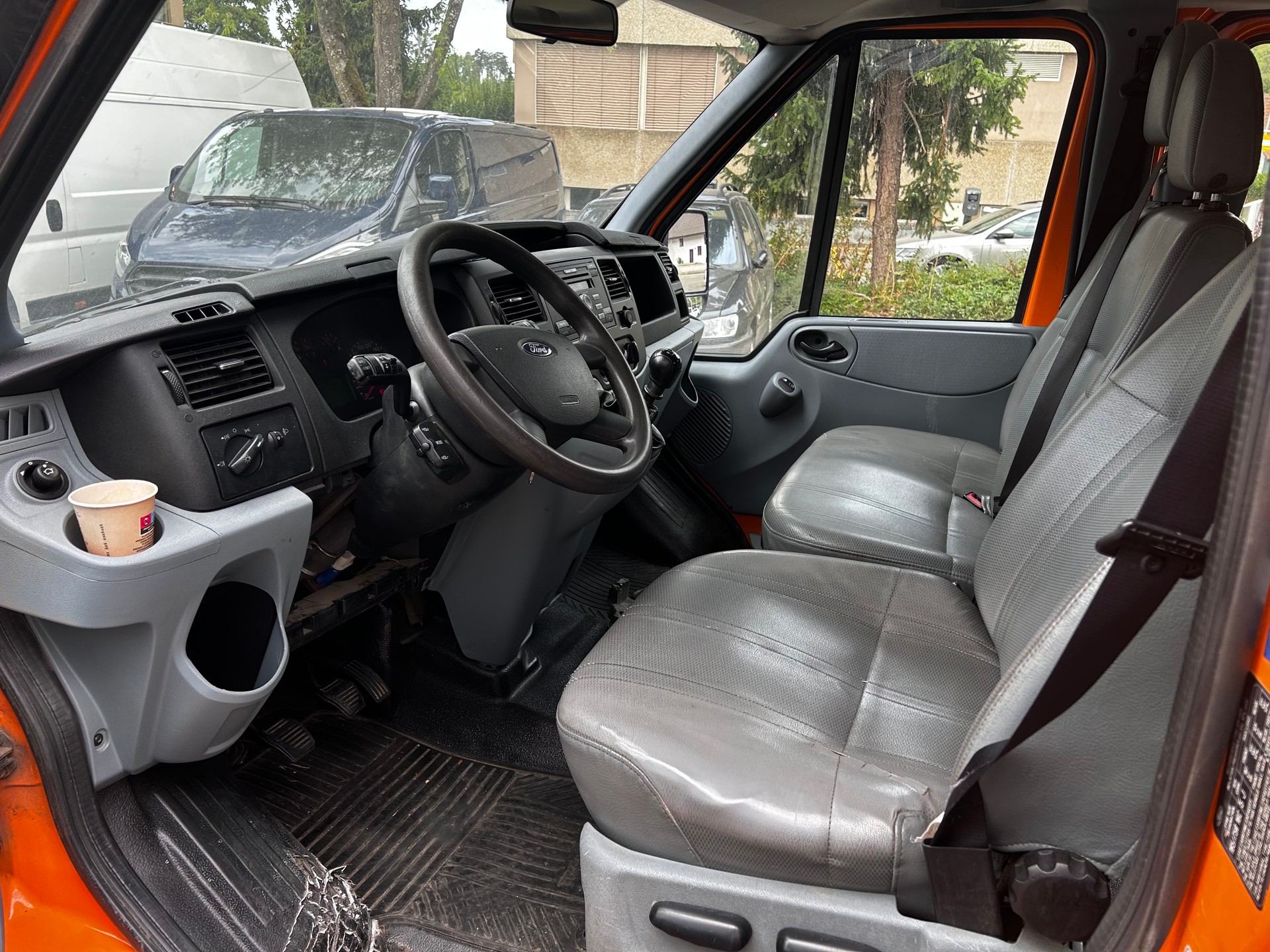 FORD Transit 350L Level 3-image-7