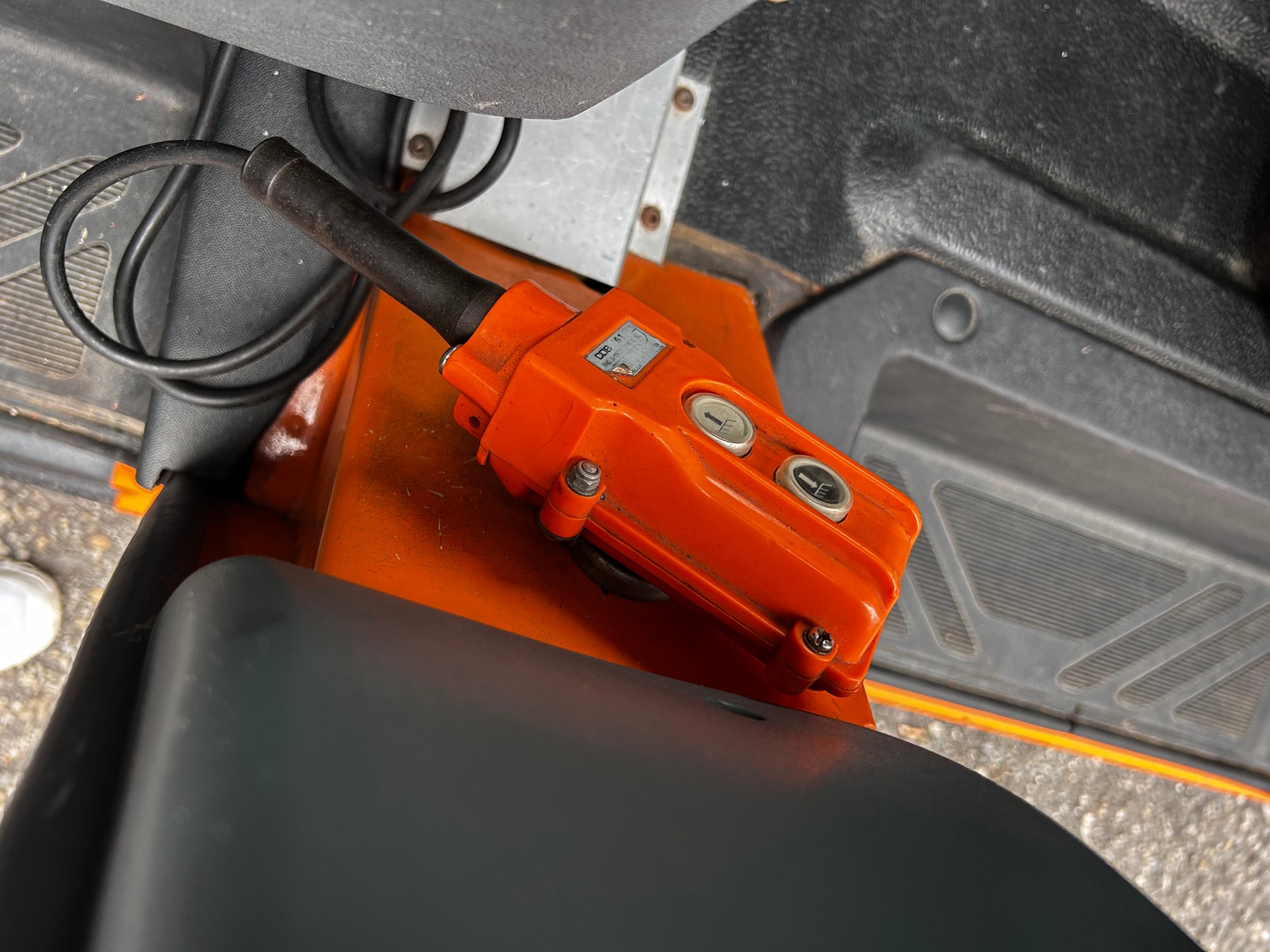FORD Transit 350L Level 3-image-9