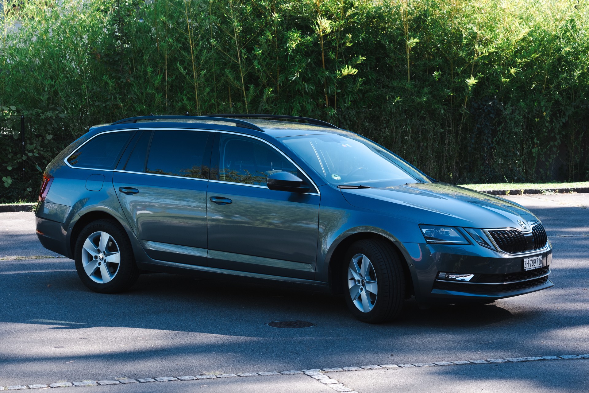 SKODA 1.4 TSI G-TEC Style DSG-image-0